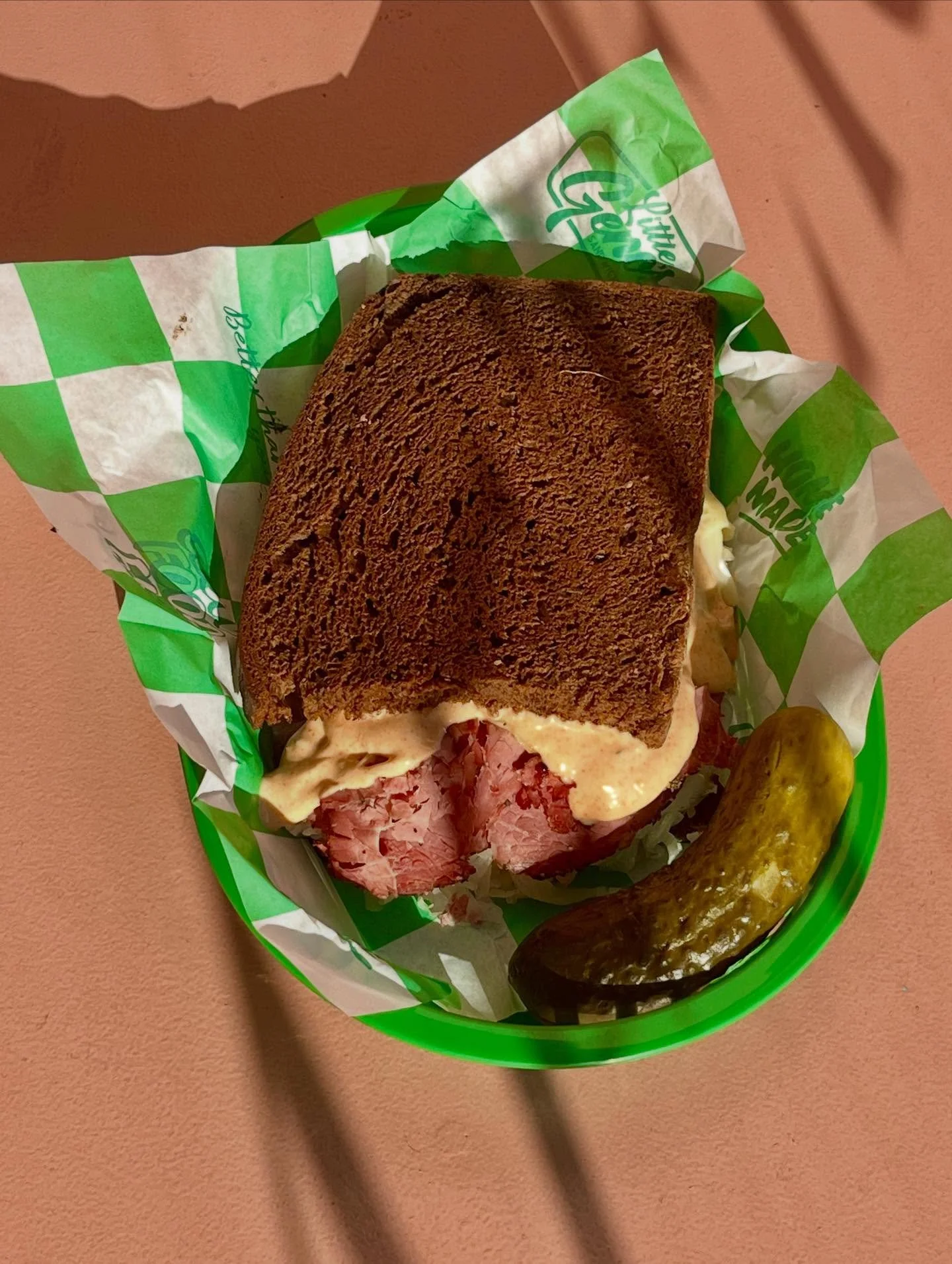 The REUBEN
Rye Bread
Pastrami
Sauerkraut 
Swiss Cheese
Russian Dressing
Served with a pickle 🥒
.
.
.
.
.
.
.
.
.
.
#deli #sandwiches #newyork 
#cafe #reuben