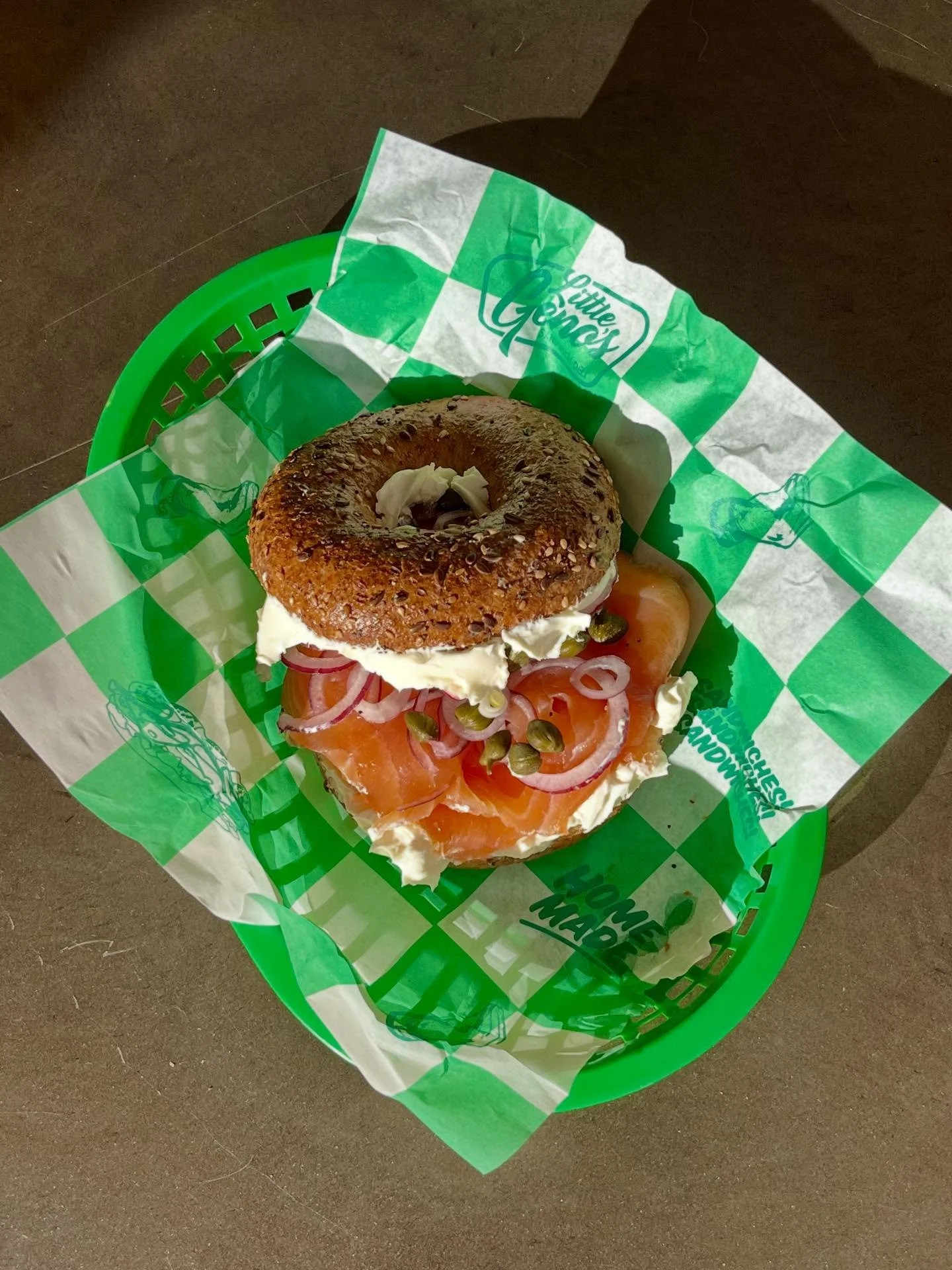 ALL DAY NY Smoked Salmon Bagel 🥯 

Plain Bagel
Cream Cheese
Smoked Salmon
Red Onions
Capers
Dill 
Lime &amp; Jalapeno Dressing