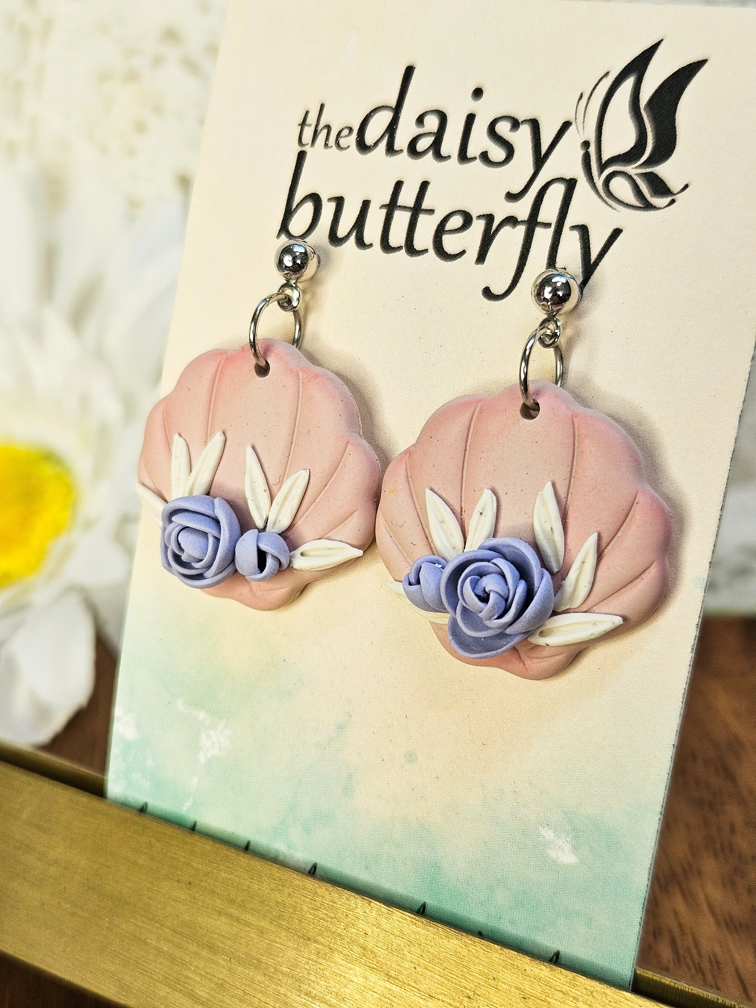 Floral Scallop Shell Earrings