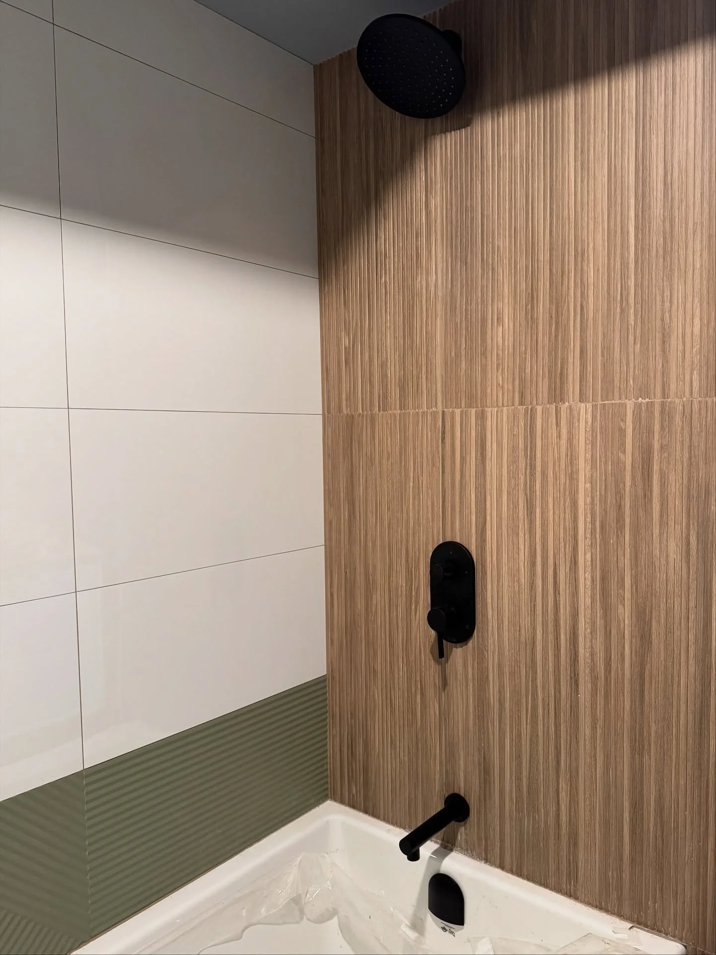 𝗣𝗥𝗢𝗝𝗘𝗖𝗧 𝗨𝗣𝗗𝗔𝗧𝗘
A peek at what&rsquo;s been happening behind the scenes lately 👀

Every stage has its charm, but there&rsquo;s something about this part of a project &mdash; where it all starts to look like a home &mdash; that never gets