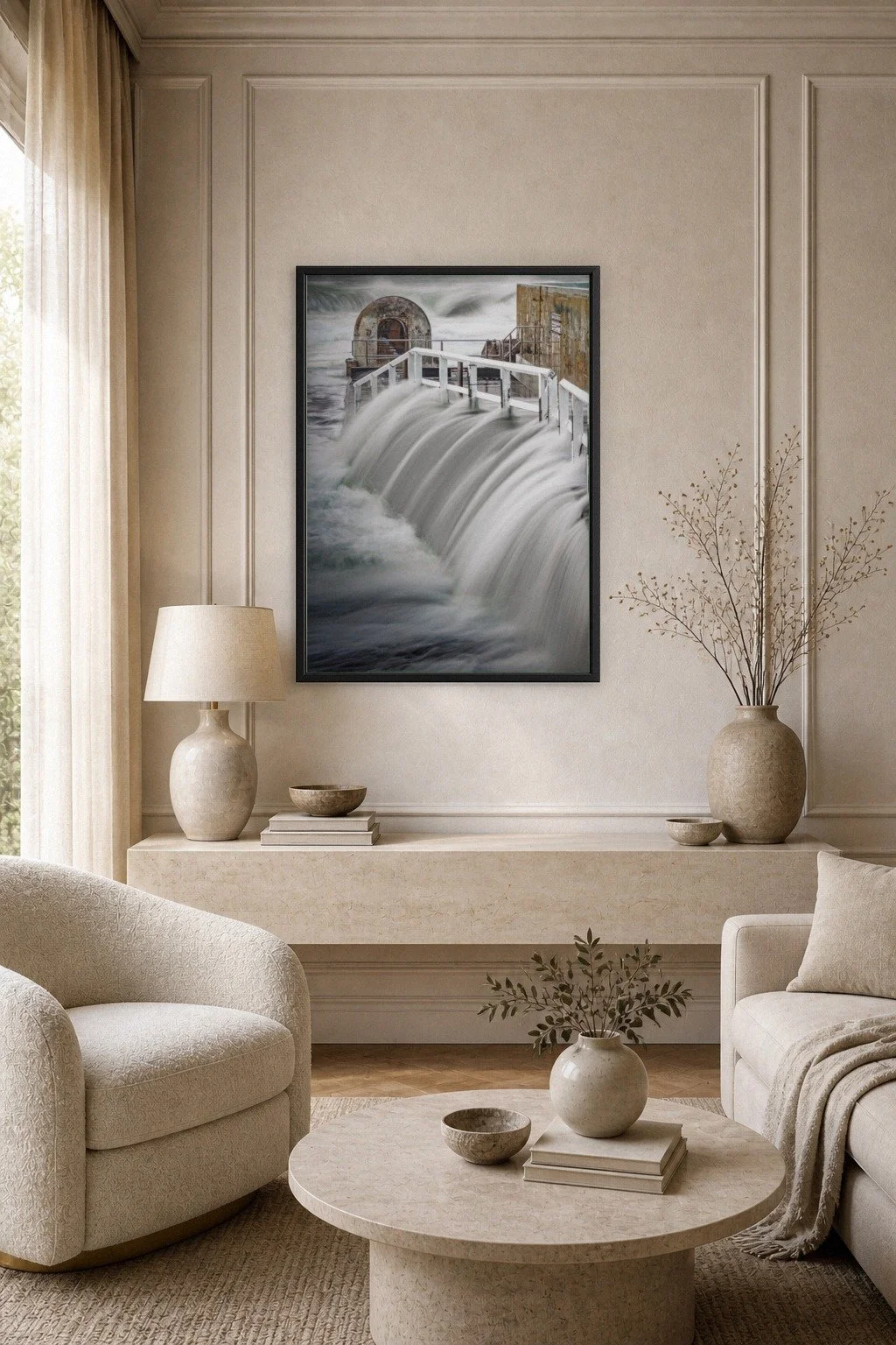 Overflow-at-Newcastle-Ocean-Baths-bd411964_clean__room-black.jpg