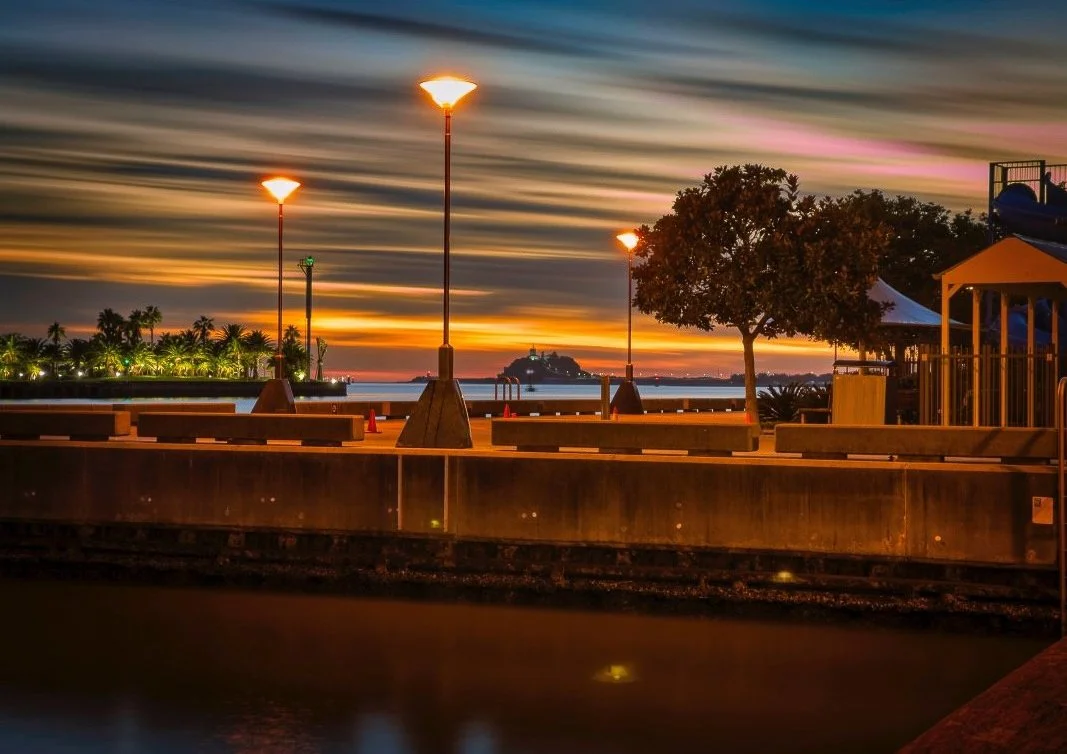 Honeysuckle-Foreshore-Nobbys-Sunrise-72217cf5_clean__artwork.jpg