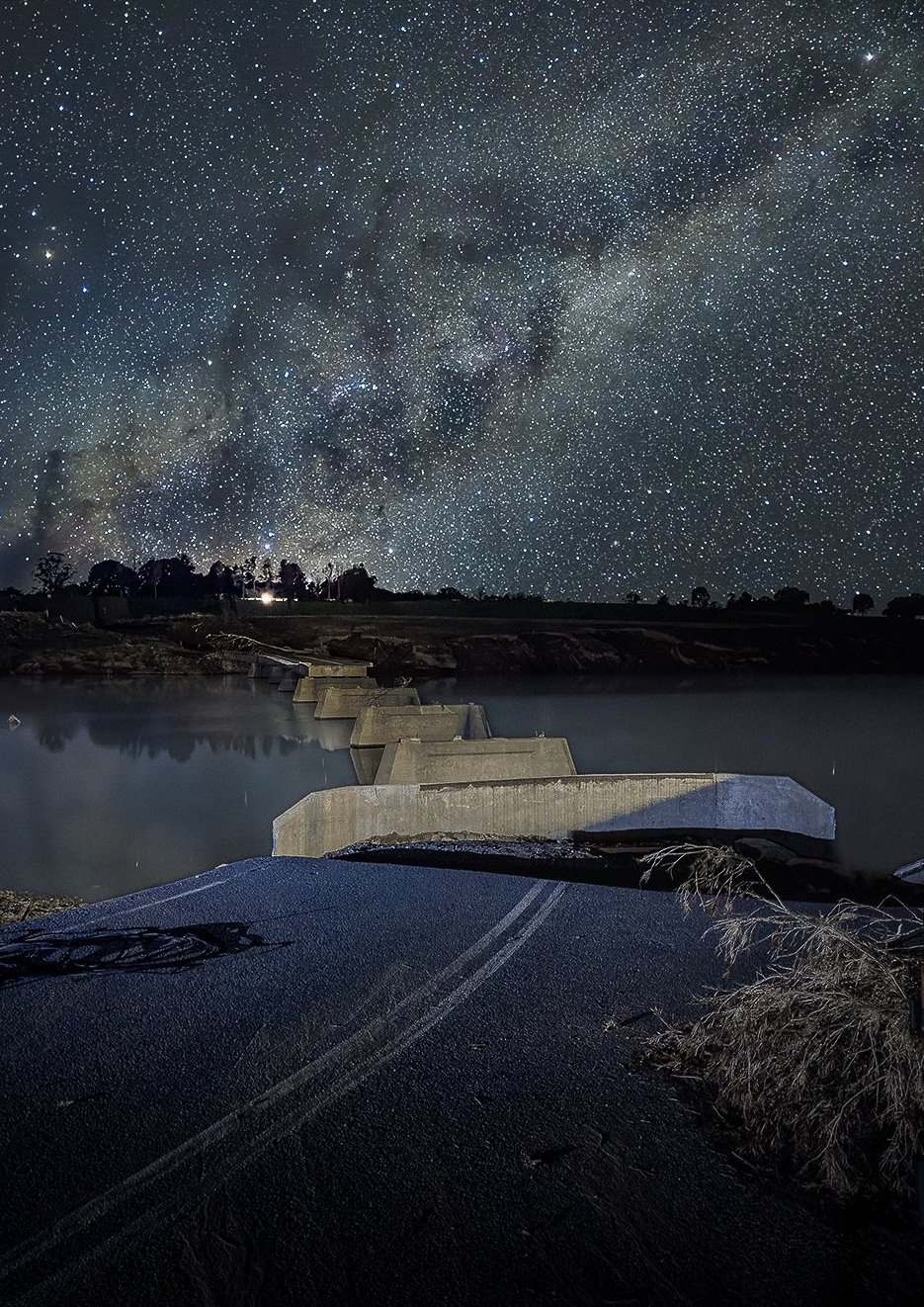 Wingham-Bight-Bridge-Milky-Way-d6f1ee7d_clean-2__artwork.jpg