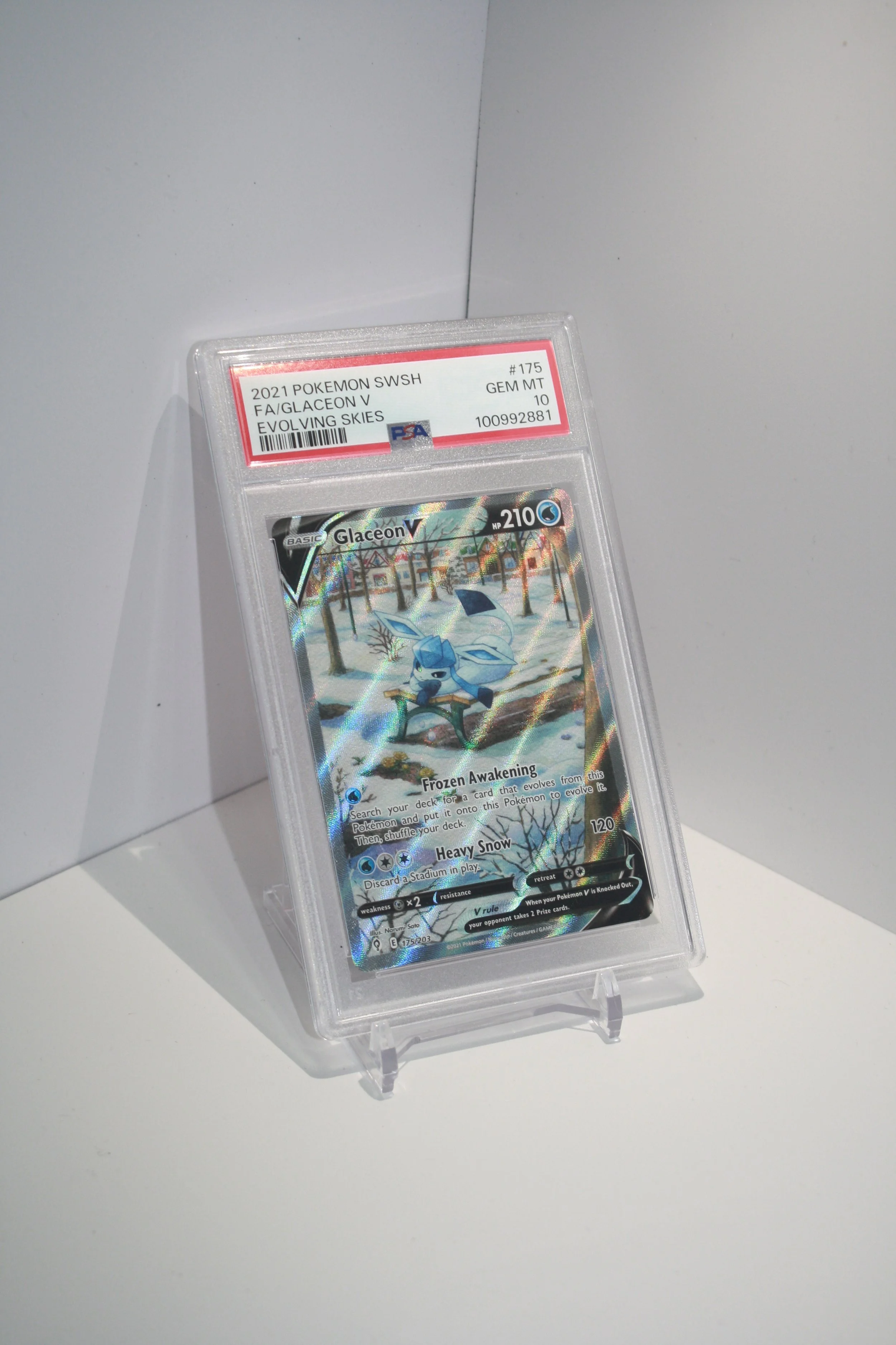 2021 POKEMON SWORD & SHIELD FA/GLACEON V EVOLVING SKIES