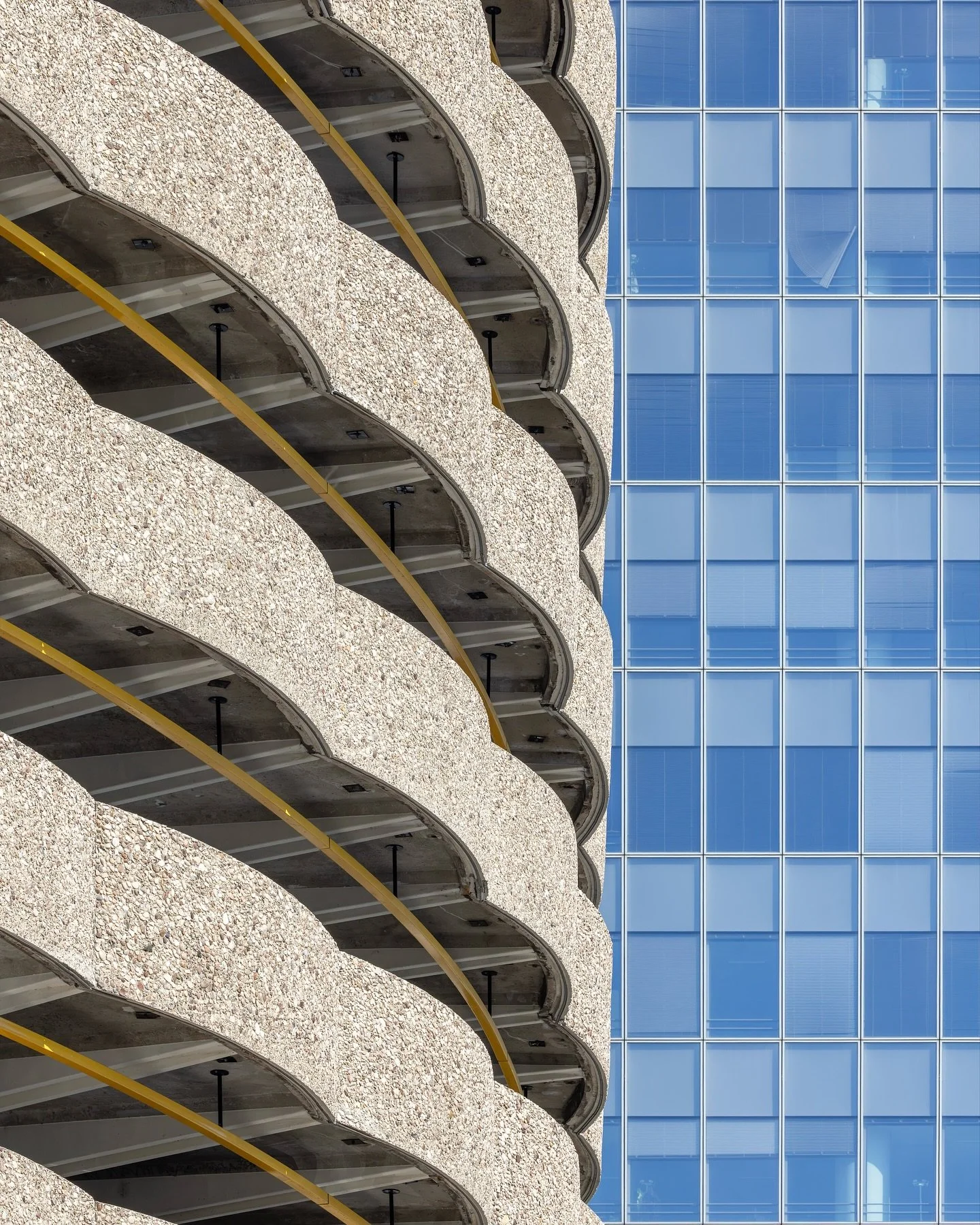 Incity Tower | @valodeetpistre | Lyon, FR

#lyon
#frencharchitecture
#lyonarchitecture
#culturelyon
#incitytower
#lyonpartdieu
#facadedetails
#onlylyon
#architecturephotography
#photographiearchitecture
#warchphotographer
#valodeetpistre