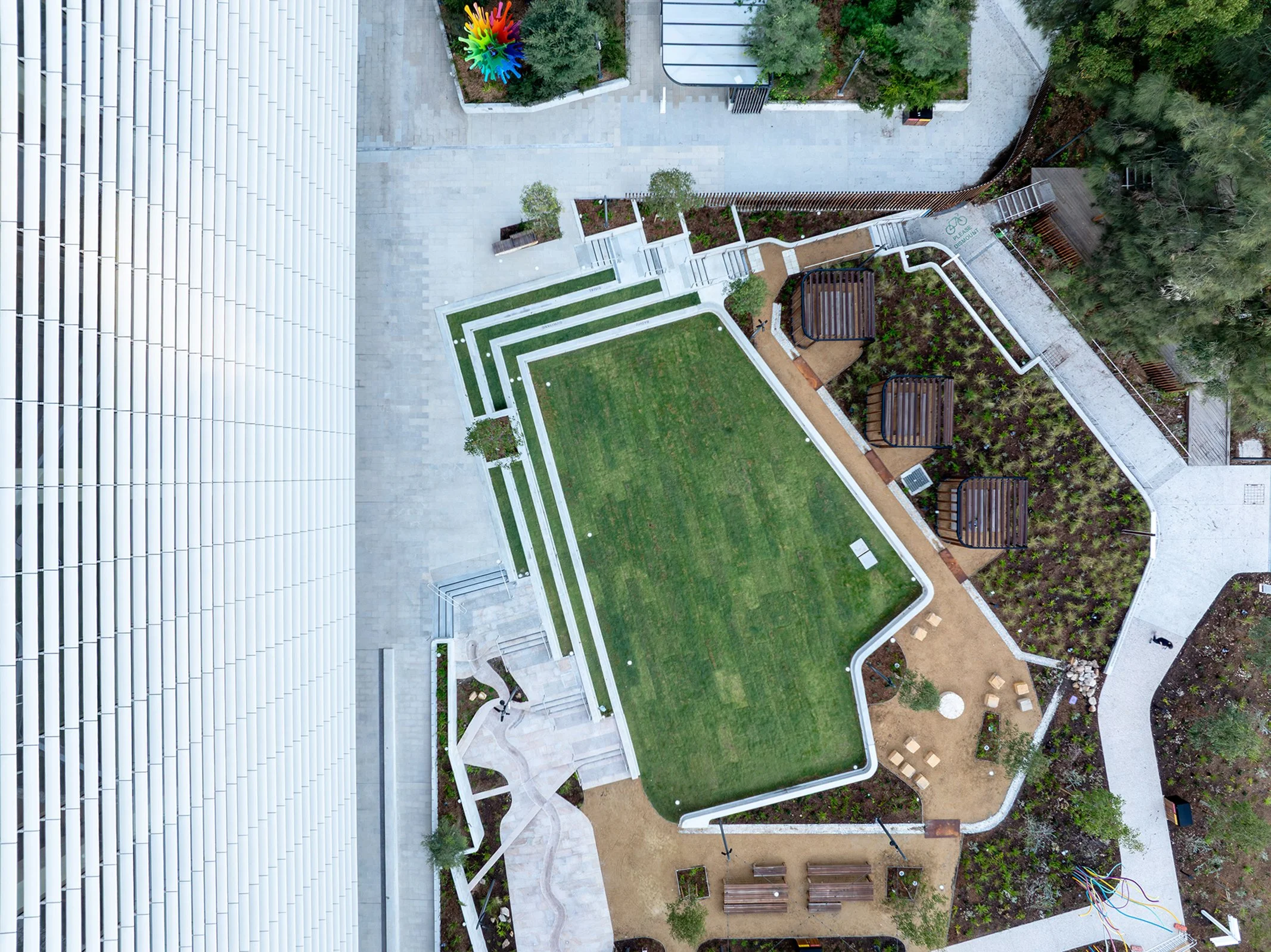 MPark CHOI's building and landscape in Macquarie Park 