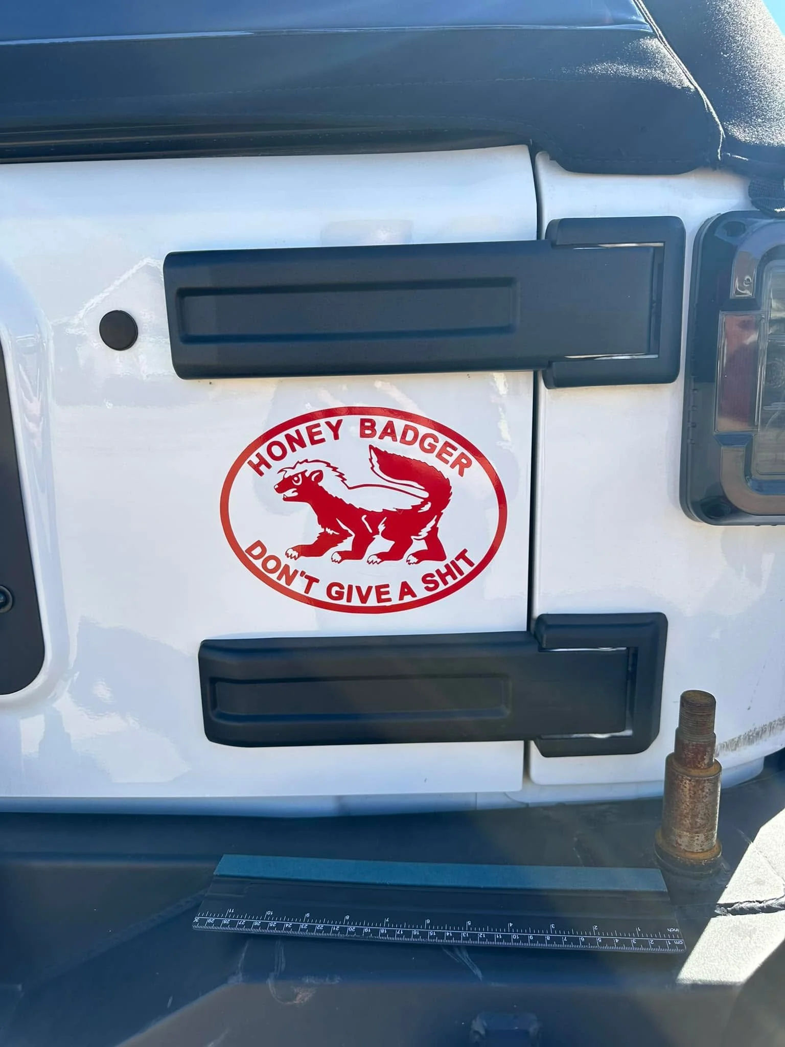 Most don&rsquo;t realize that Off-Road Syndicate makes custom vinyls upon request! 

I have been wanting to add something special to my rig in honor of my dad and finally decided what I wanted! 

notsoPlainJane got a new decal ! I am not a huge fan o