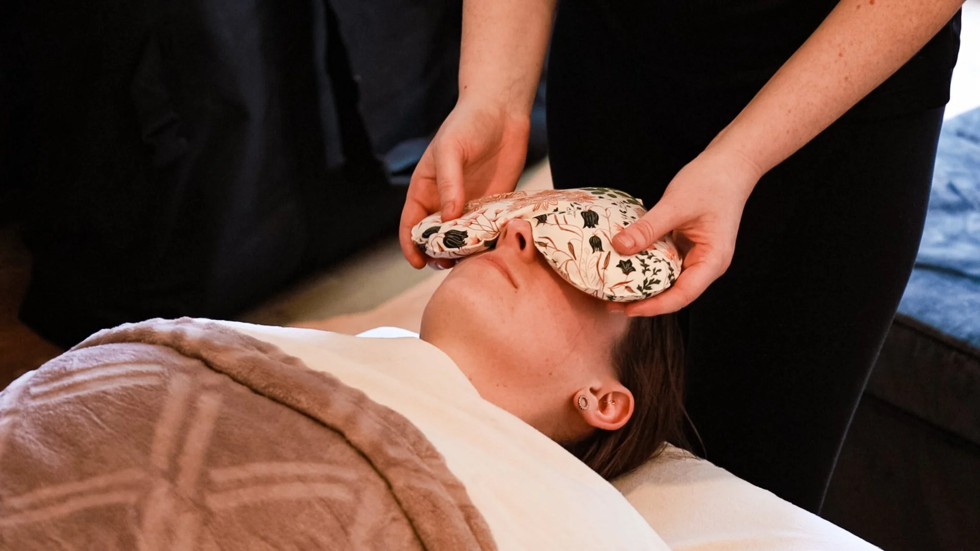 Mobile Massage vs. Spa: Why the Best Treatment Comes to You
