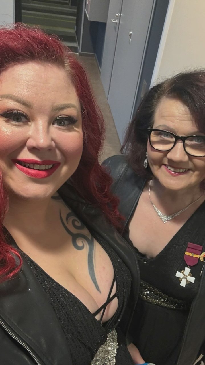Liittomme pj Sini Silfvenius-Bart & vpj Anita Koski olivat tämän viikonlopun Seinäjoella Suomen Yrittäjien valtakunnallisilla Yrittäjä päivillä⭐️
Sini on edustamassa hiusalaa seuraavan kaksivuotiskauden Su
