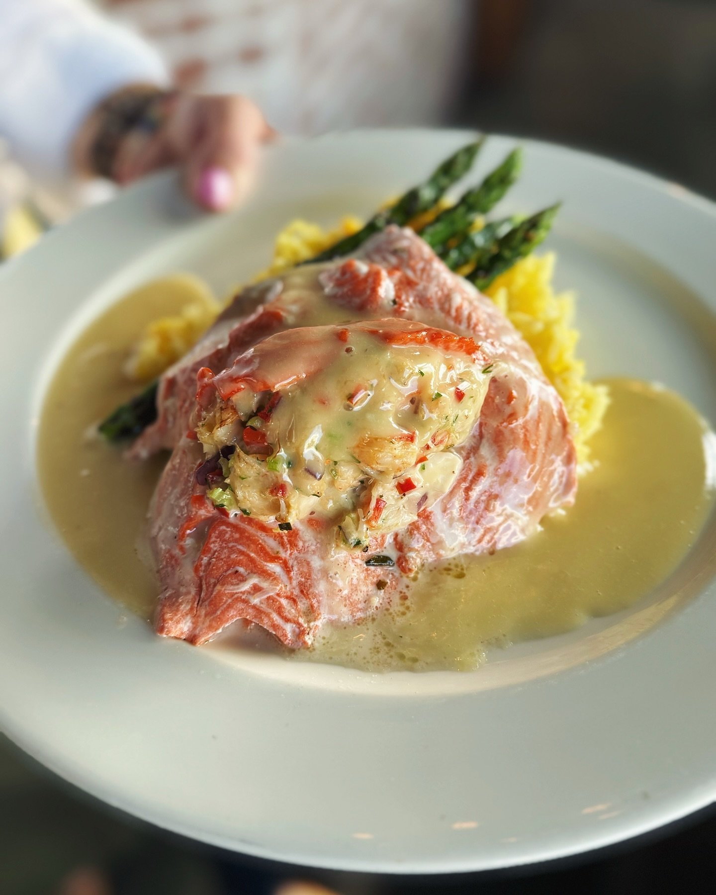 Salmon stuffed with shrimp, crab and brie with buerre blanc, finished in the brick oven 🔥 new to the menu this week!