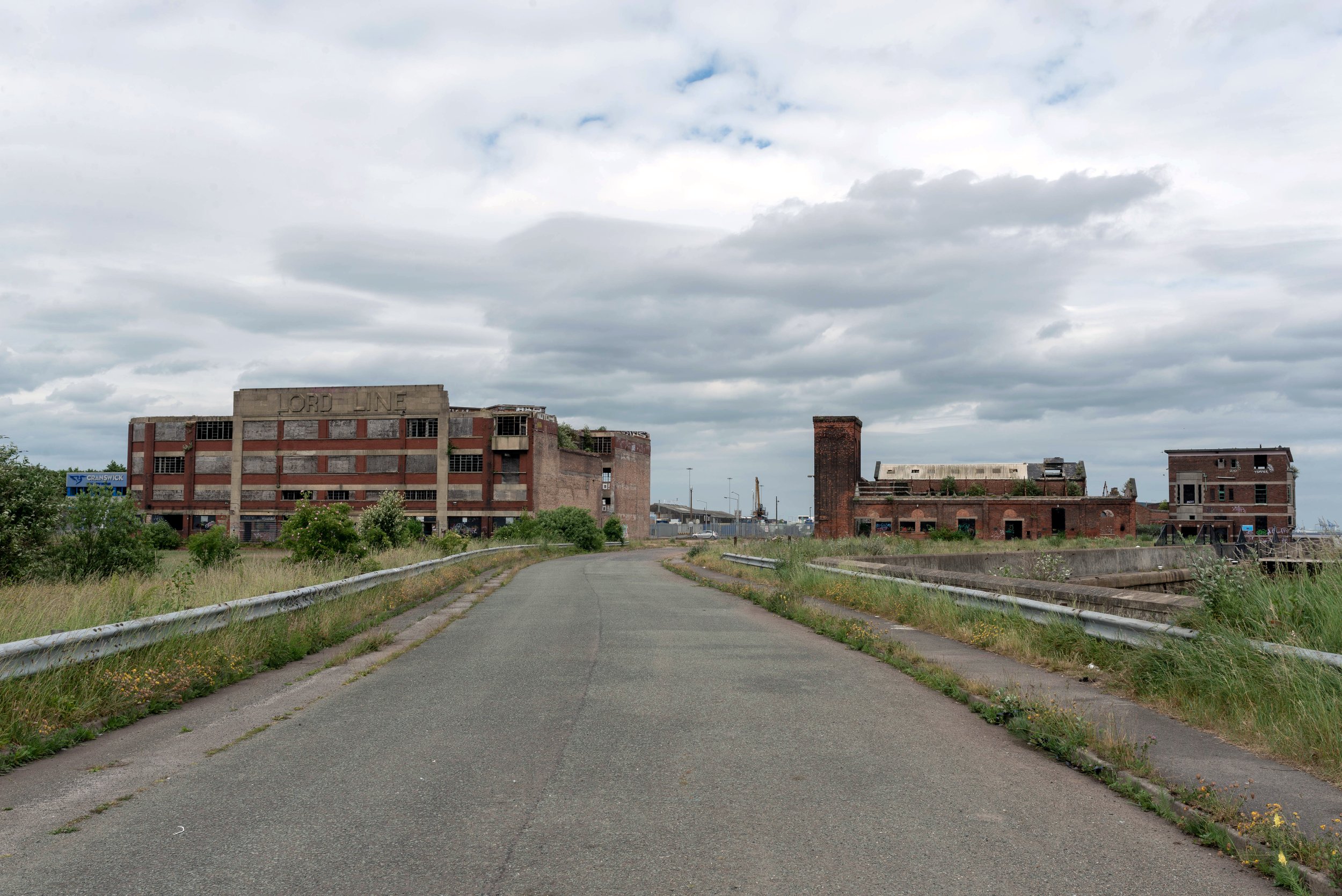 St Andrews Dock was once the main fishing dock for the largest deep-sea fishing fleet. Now only a few derelict buildings remain.