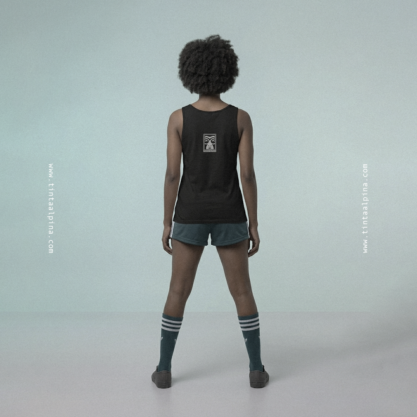 Model-darrera.png