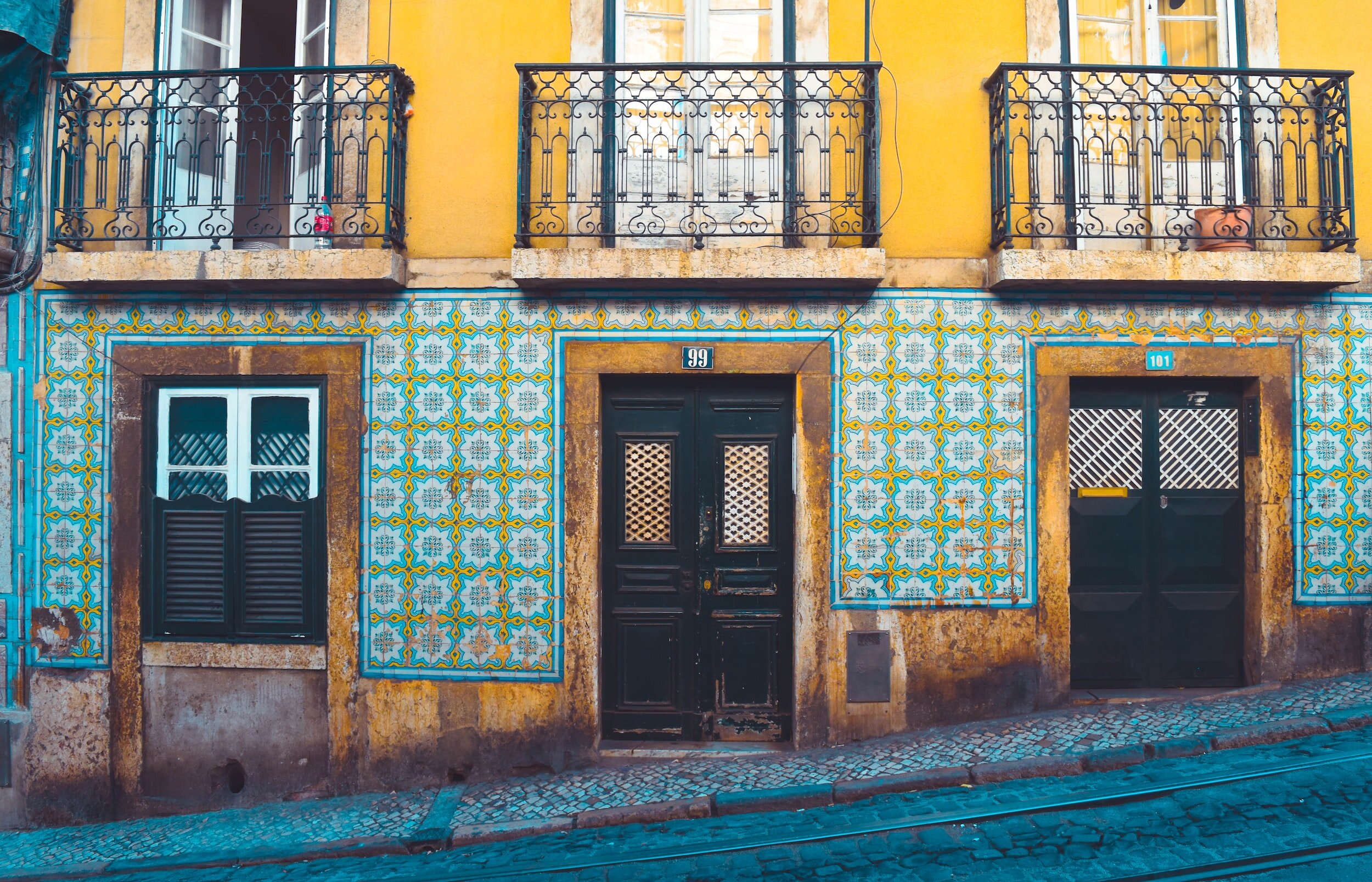 Portuguese Tiles The Ultimate Guide to their History, Significance
