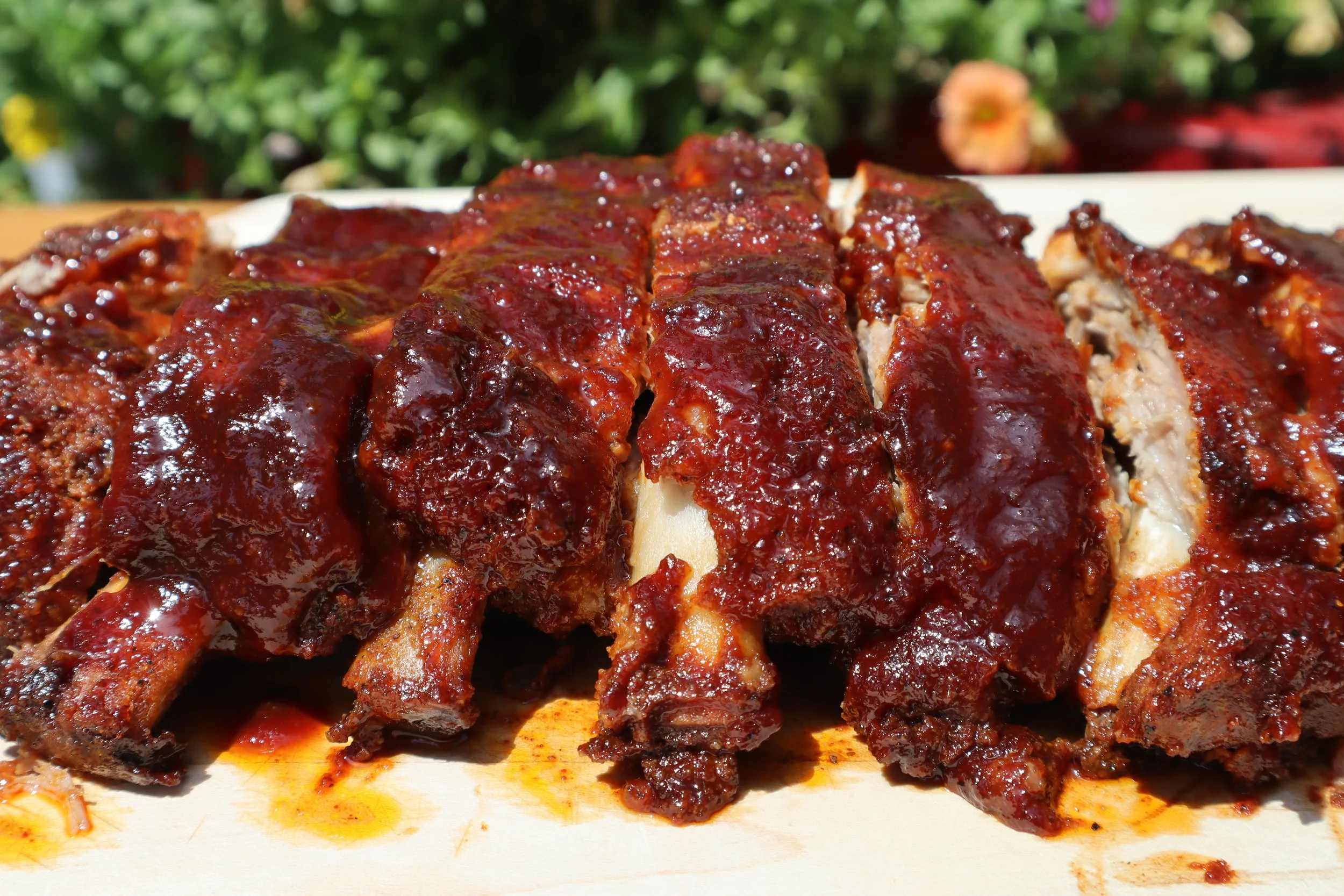 Fall-Off-The-Bone       BBQ Ribs