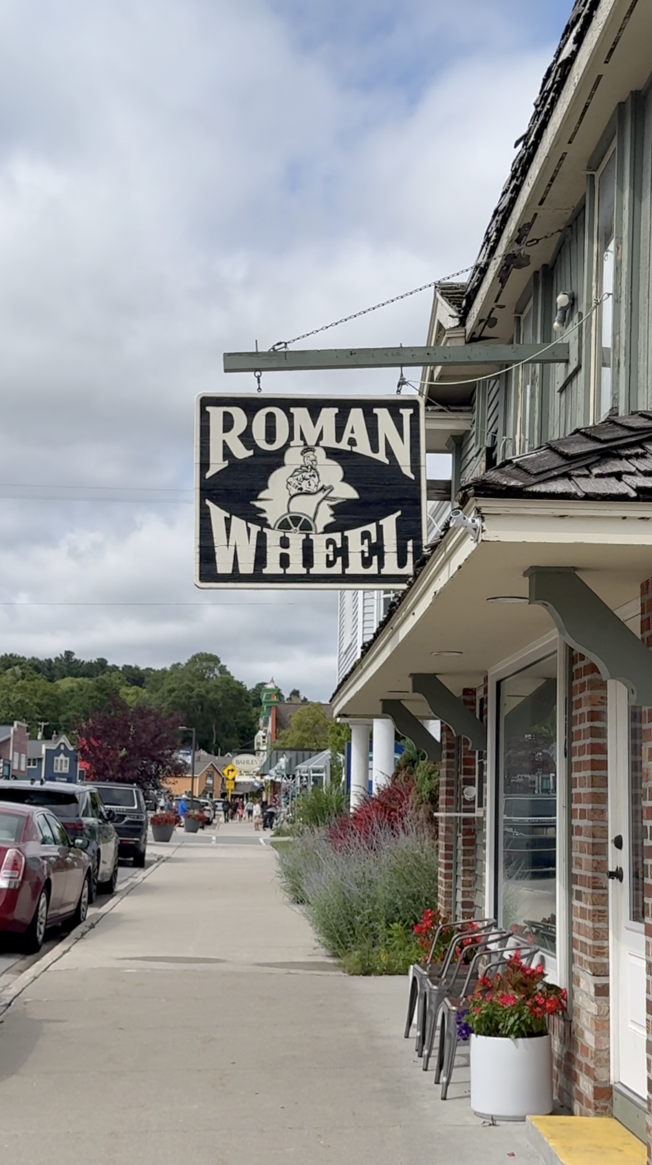 Roman Wheel Pizza Suttons Bay MI