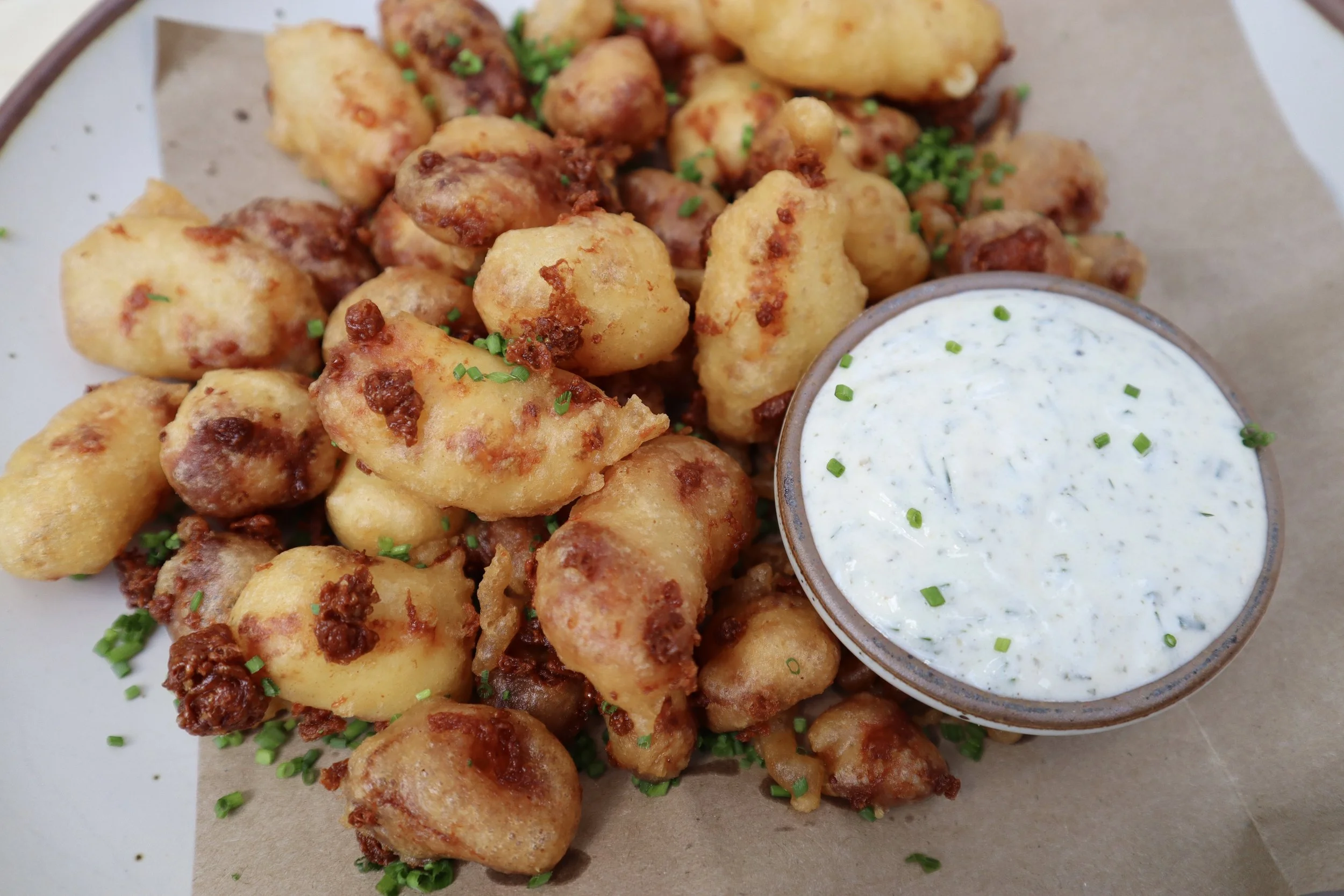Crispy Battered Fried Cheese Curds Recipe
