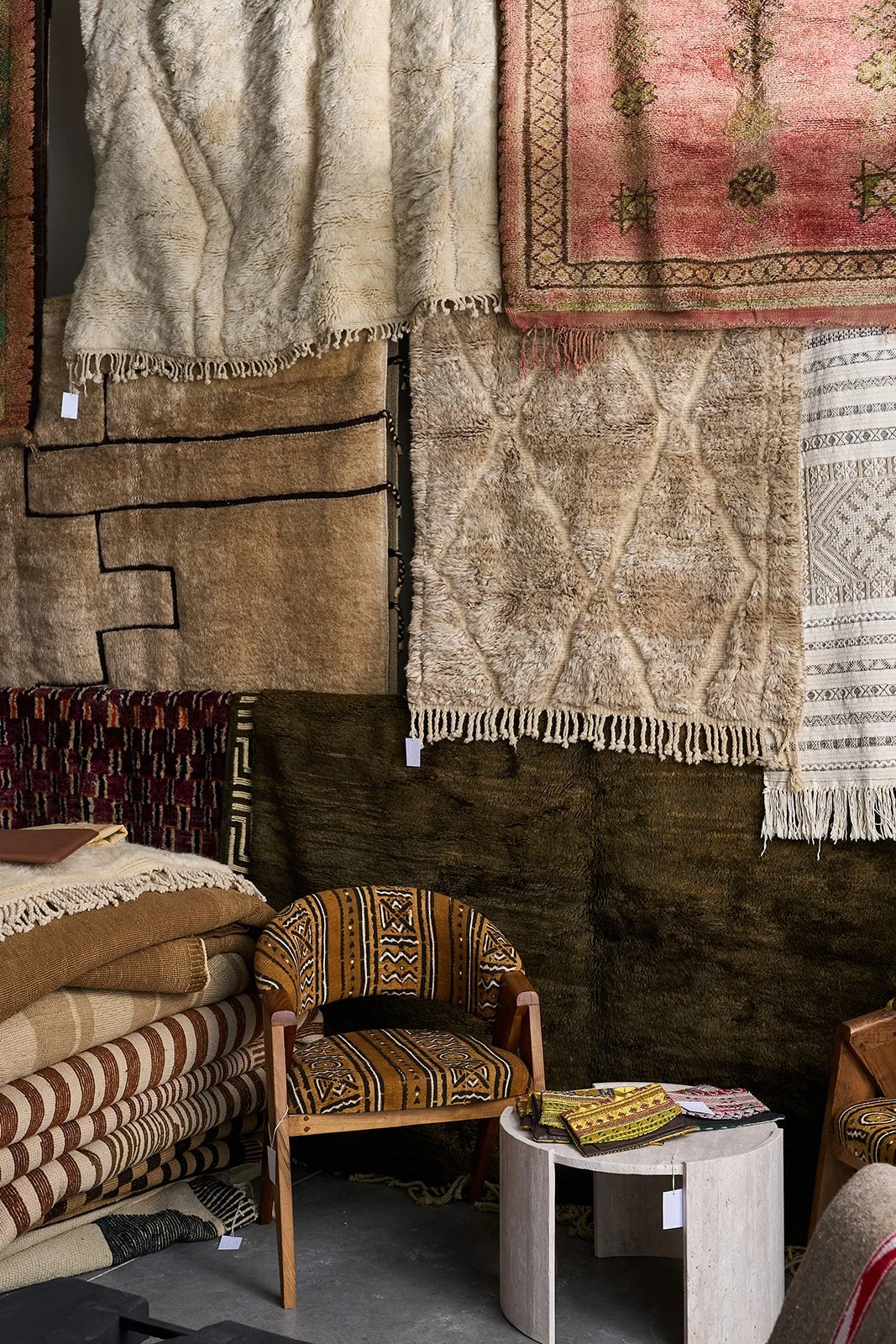 Showroom-Rug-Rack-Vignette.jpg