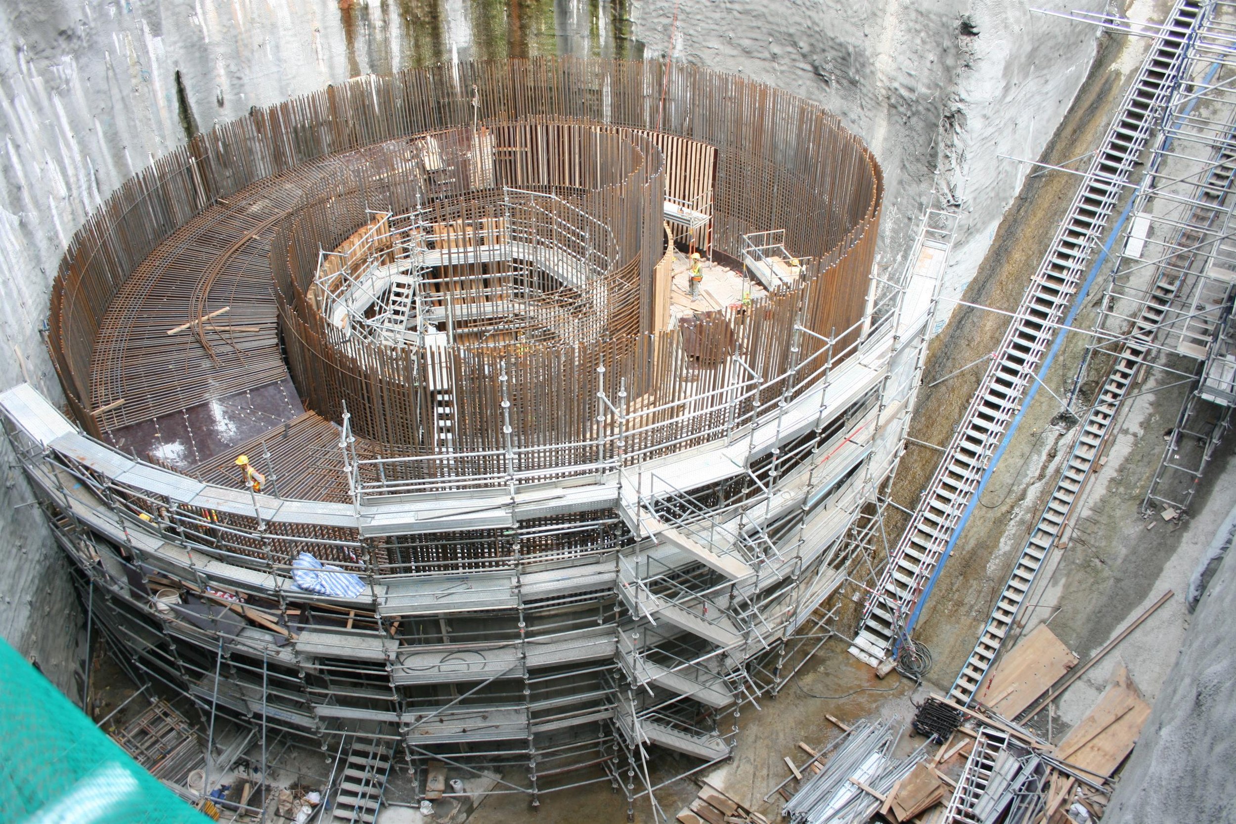 Intake I-1 Spiral Ramp Superstructure erection underway.JPG