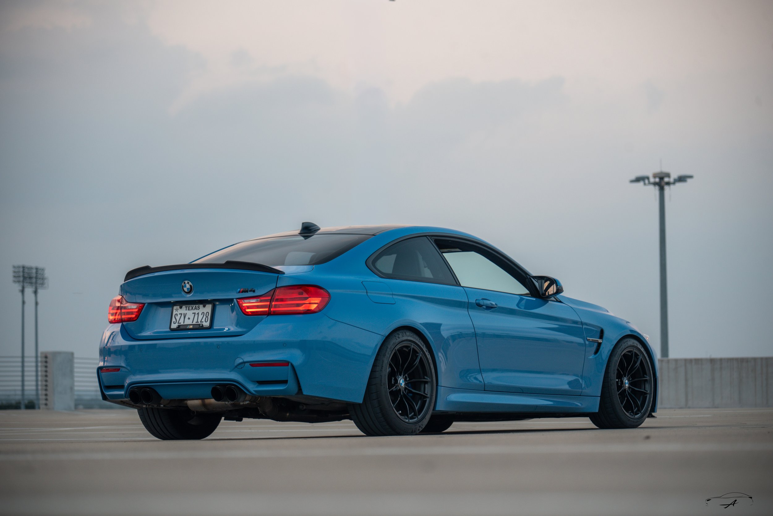F82-081.jpg