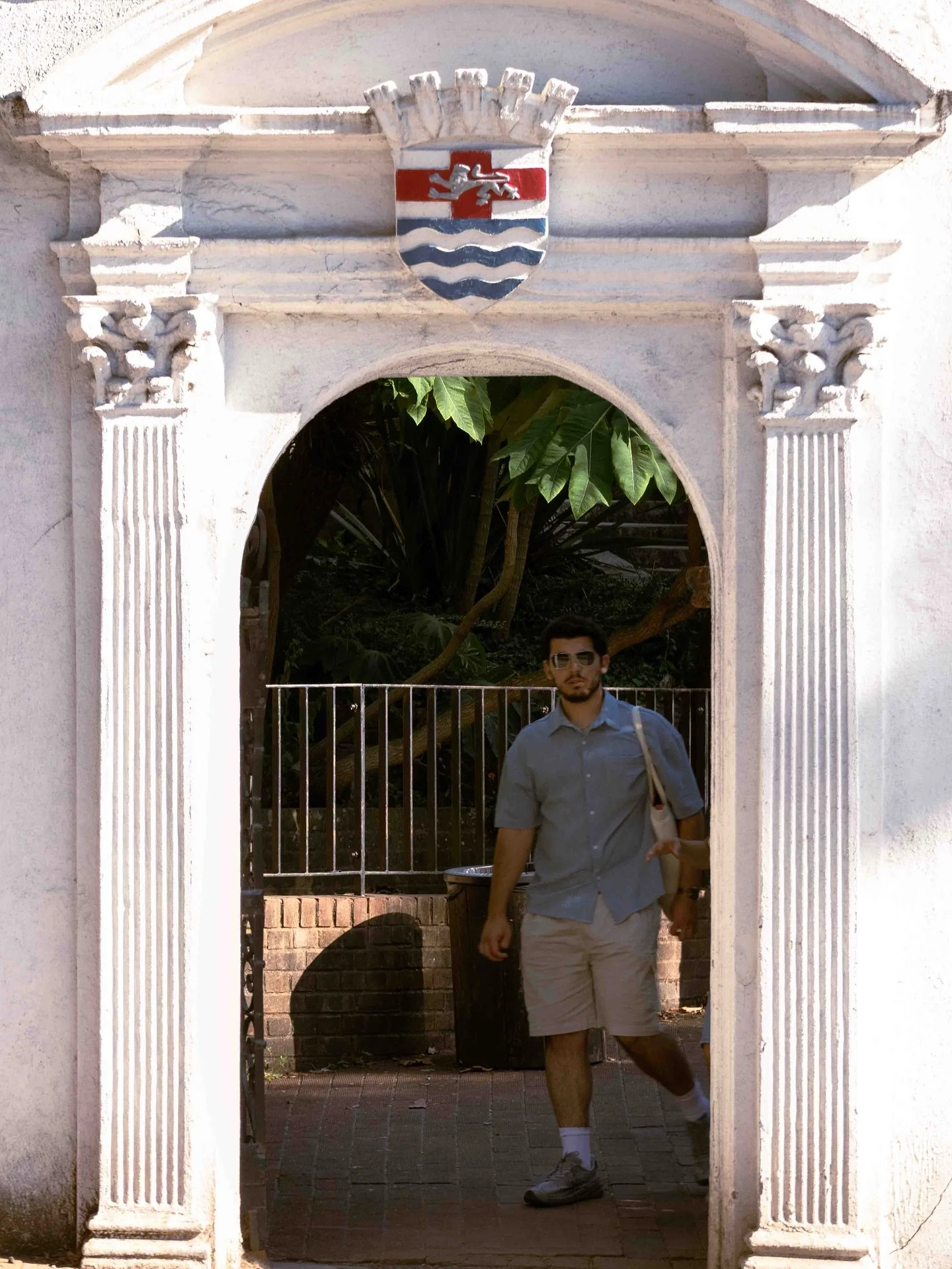 Holland Park, London, August 2025
DumboTeixeira&copy;

#StreetPhotography #LondonInFocus