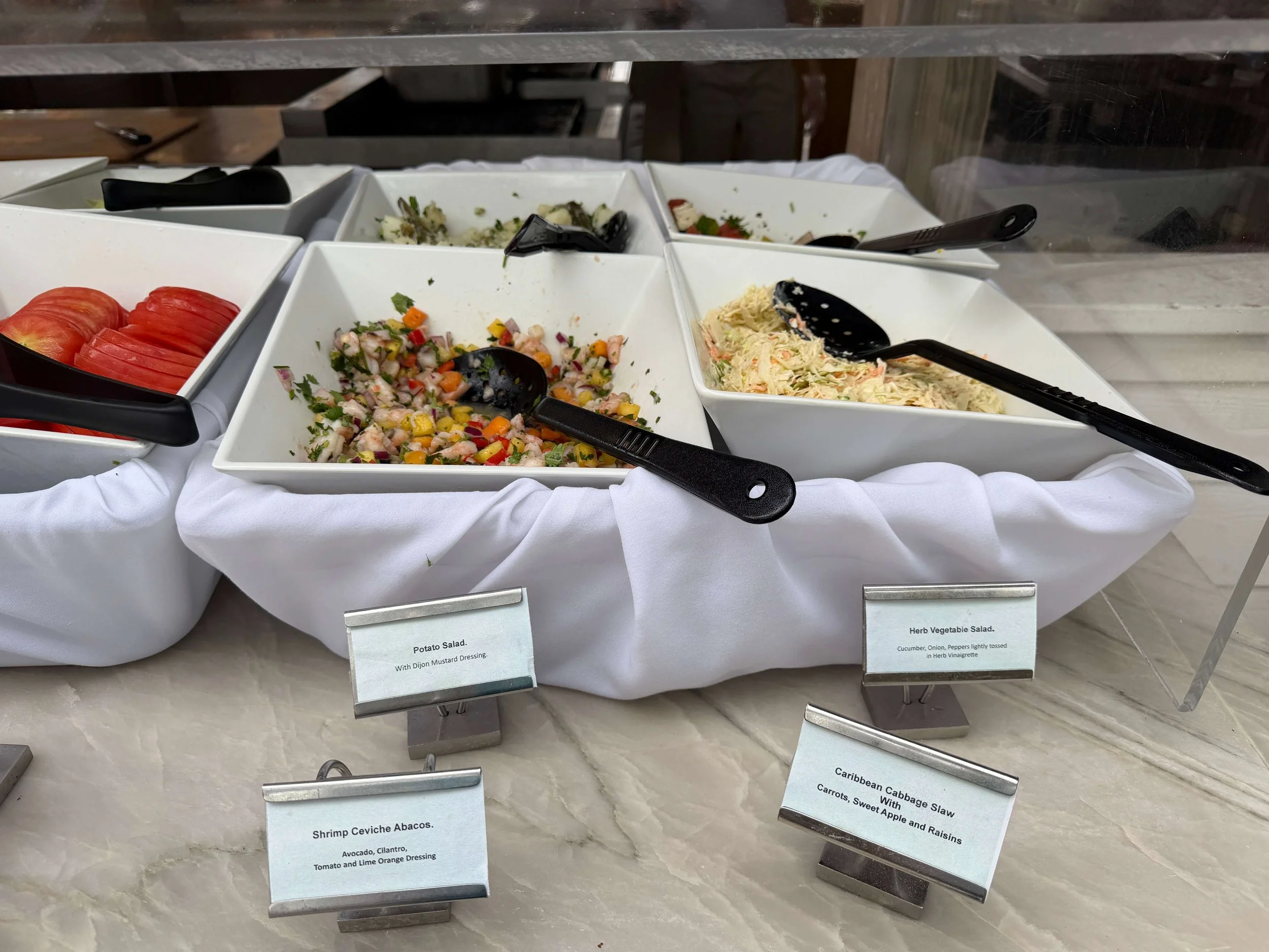 Vibe Shore Club Buffet © Freestyle Travelers