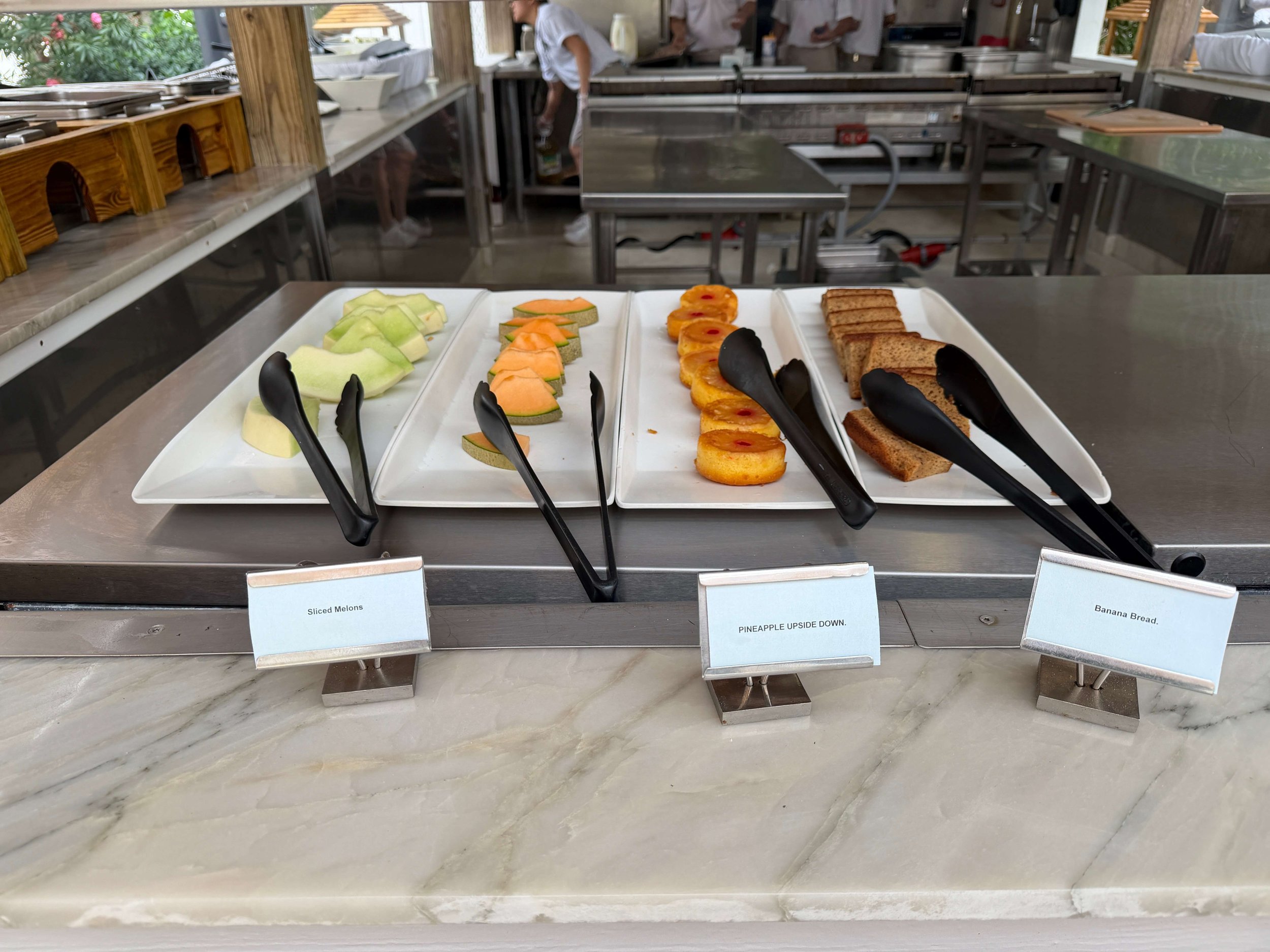 Vibe Shore Club Buffet © Freestyle Travelers