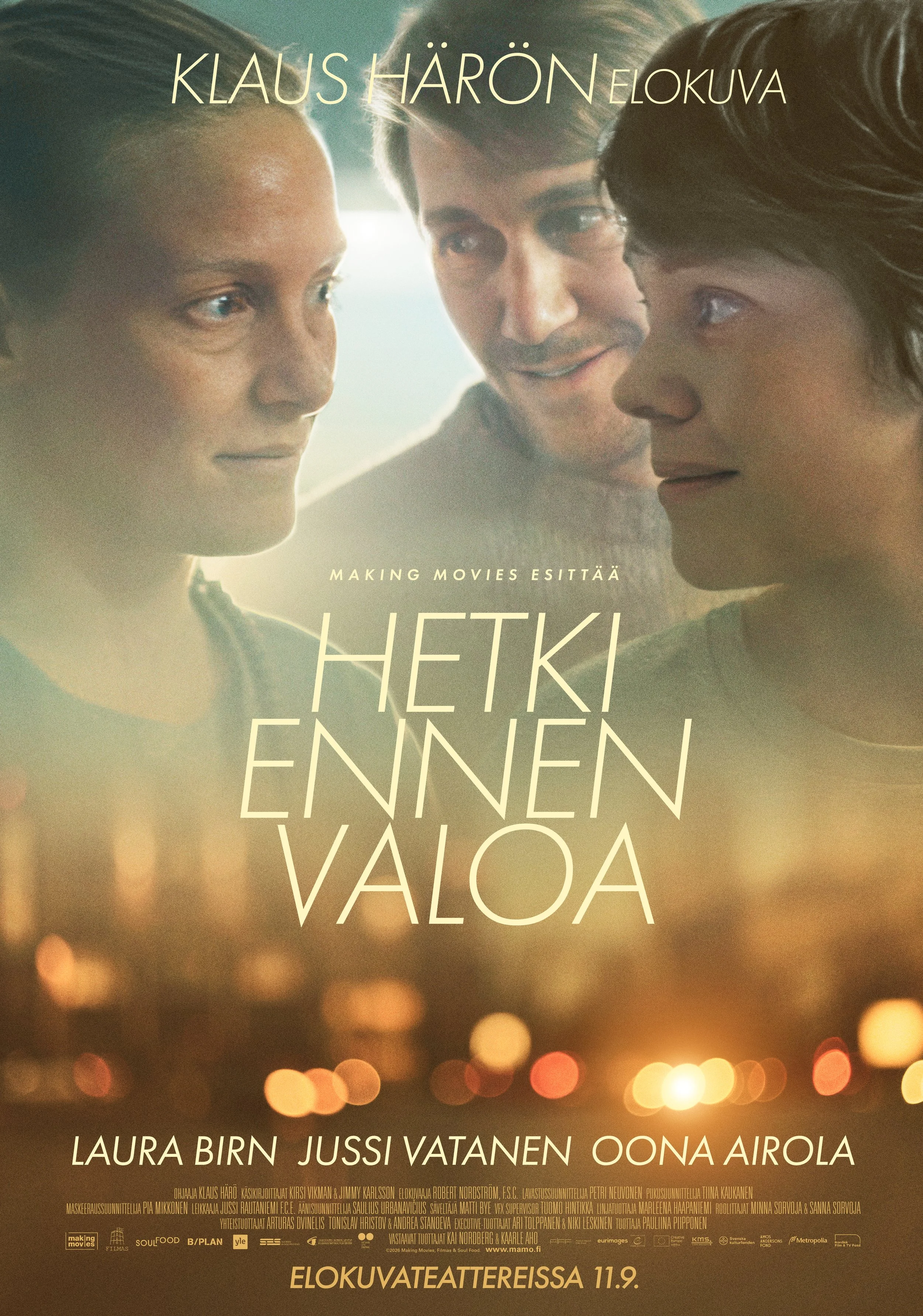 Hetki ennen valoa juliste.jpg