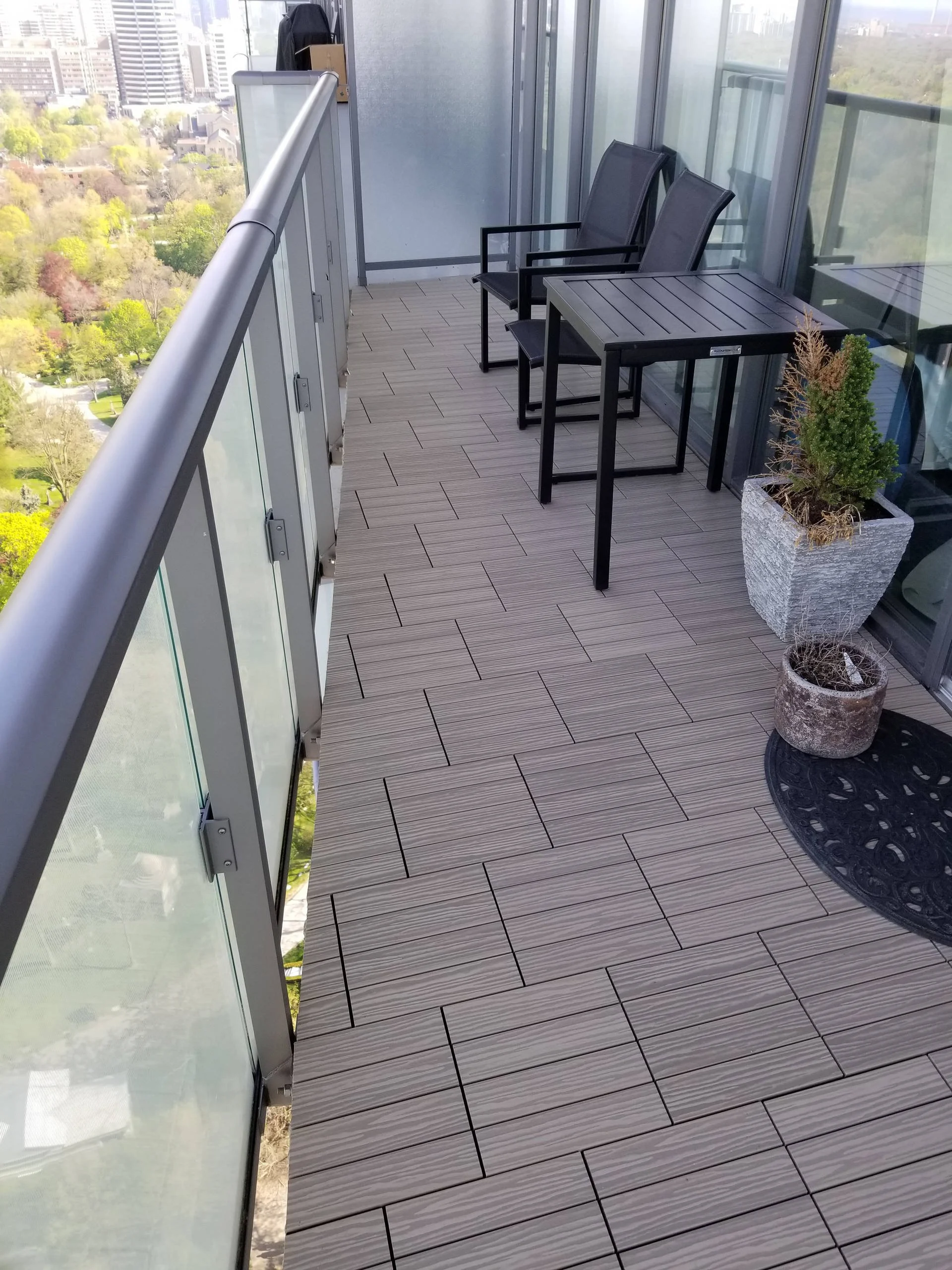 canadian-collection-condo-balcony-flooring-condo-kandy-shades-blinds-and-balcony-flooring-img~cf3135550b6fe397_14-1442-1-74e2dcf.jpg