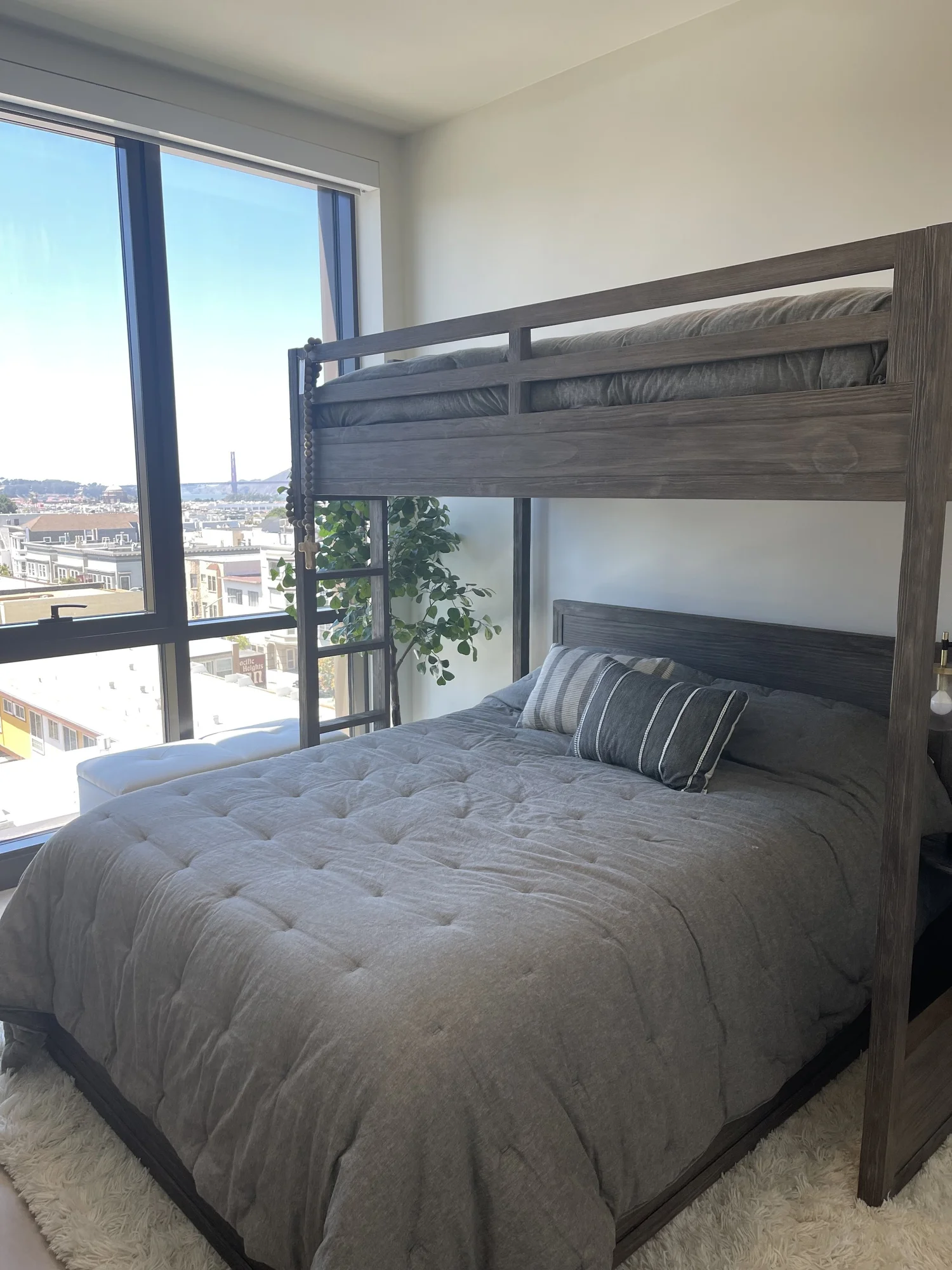 1515 Union St #5C — second bedroom with Golden Gate Bridge view