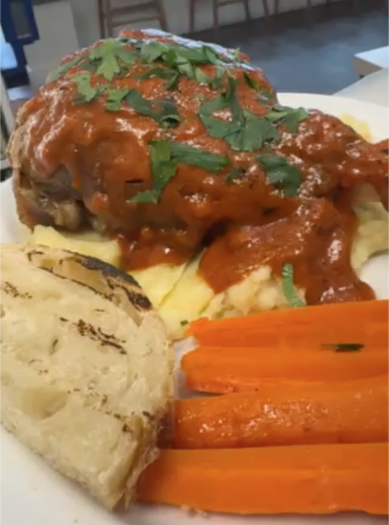 Lamb Shank / Kuzu Incik plate