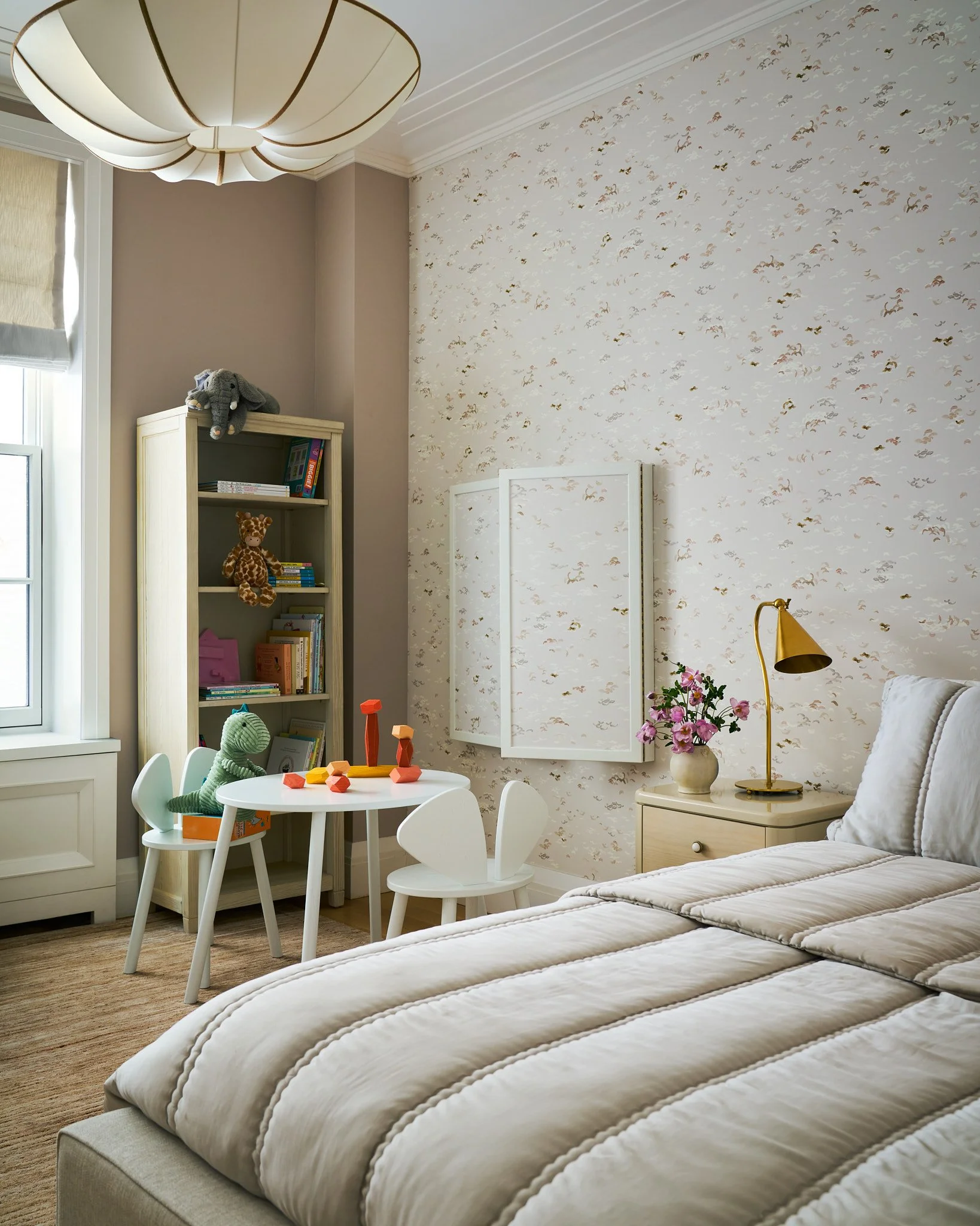 R3_250822_Sherman_GirlsBedroom1.jpg