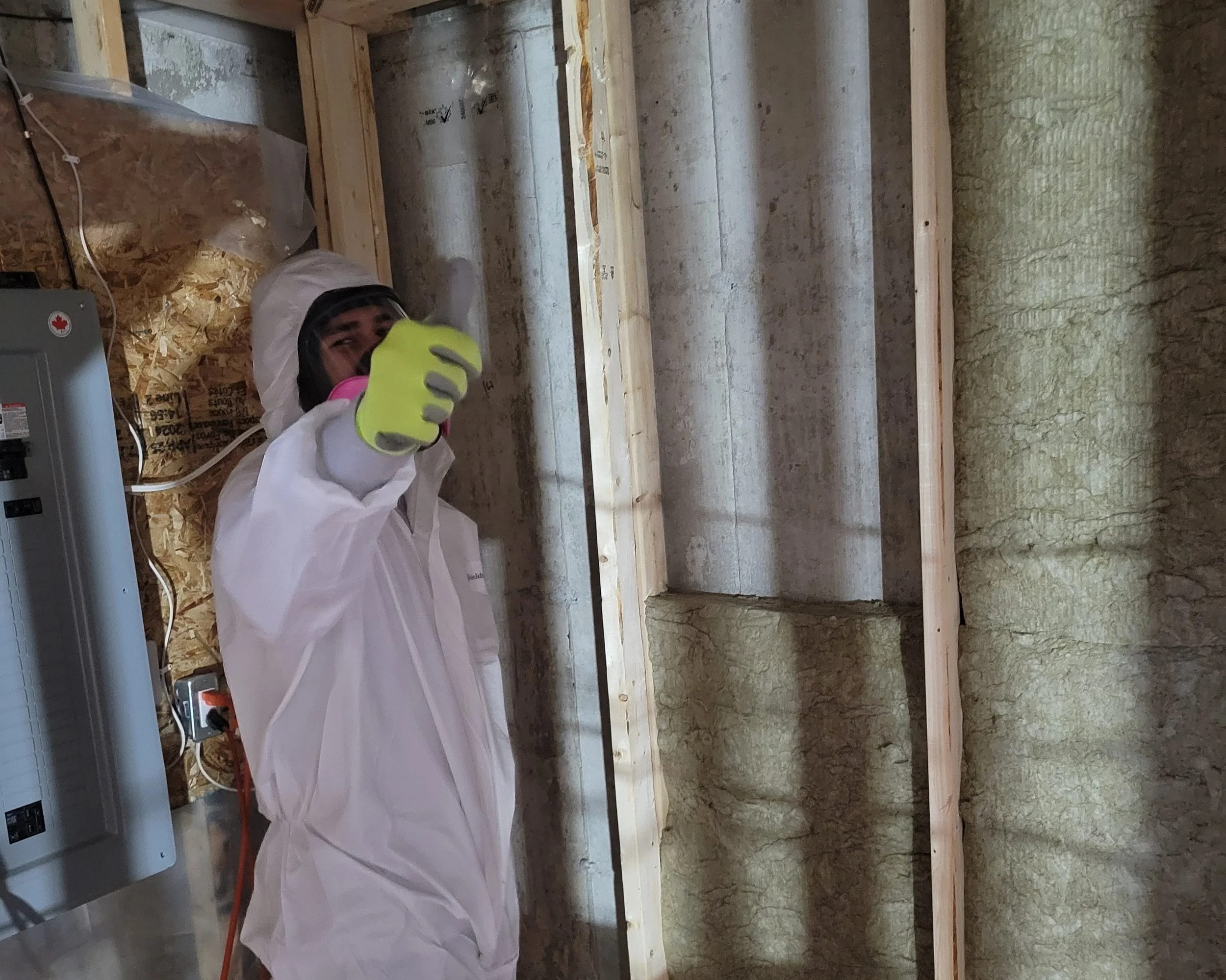 Rockwool insulation by Green Minds Building