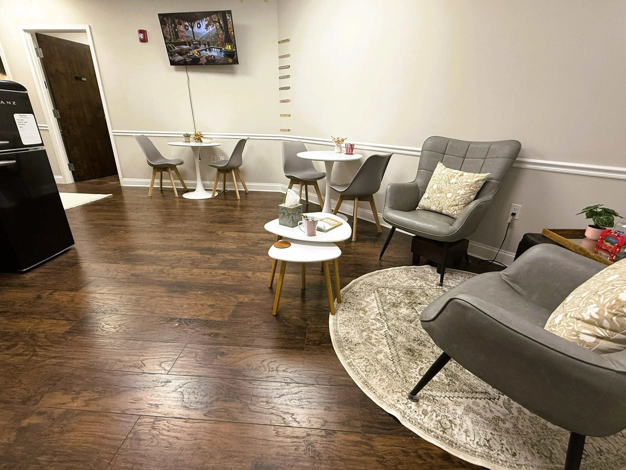 Lobby 2.jpg