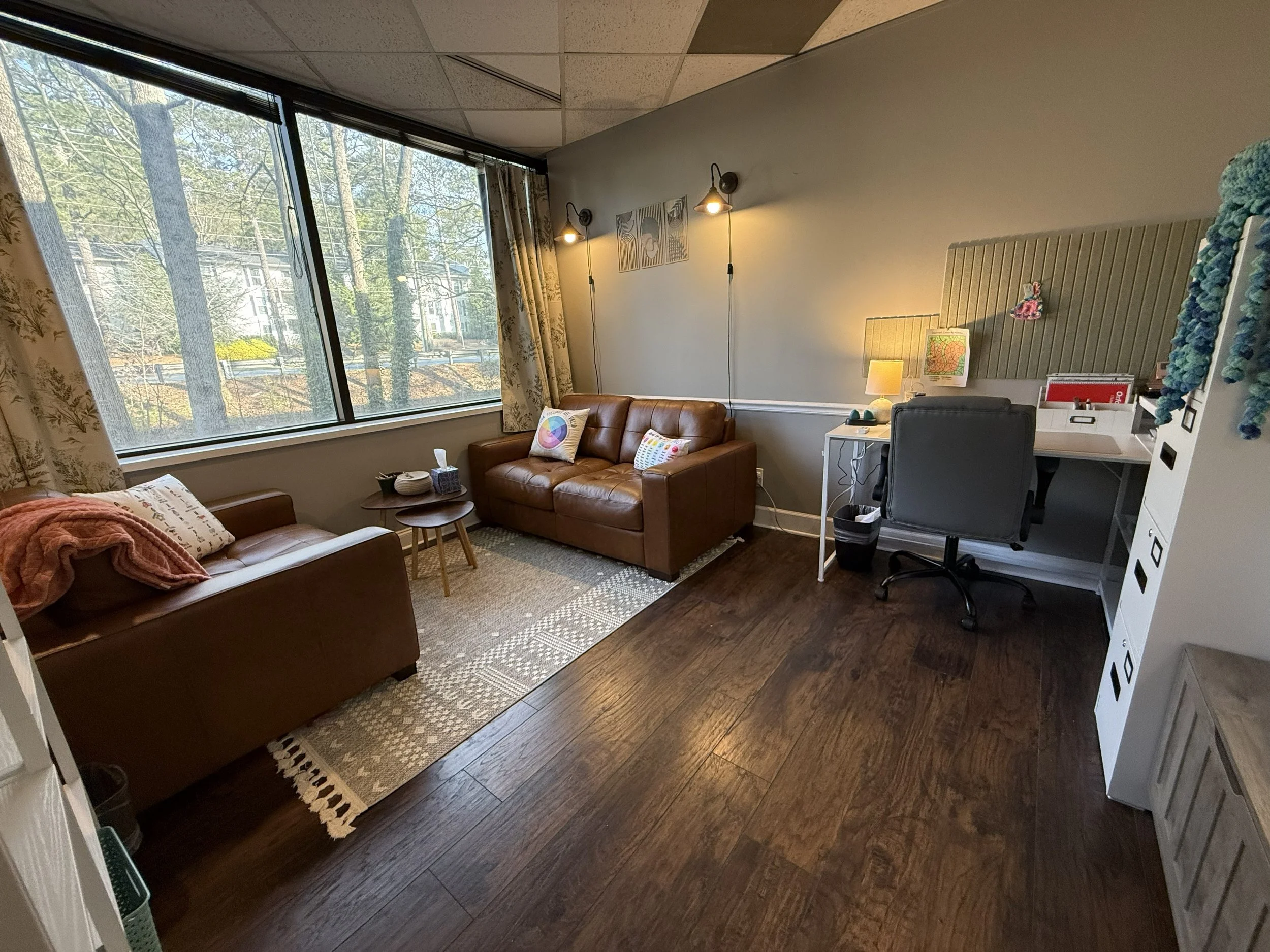 Room 1.jpg