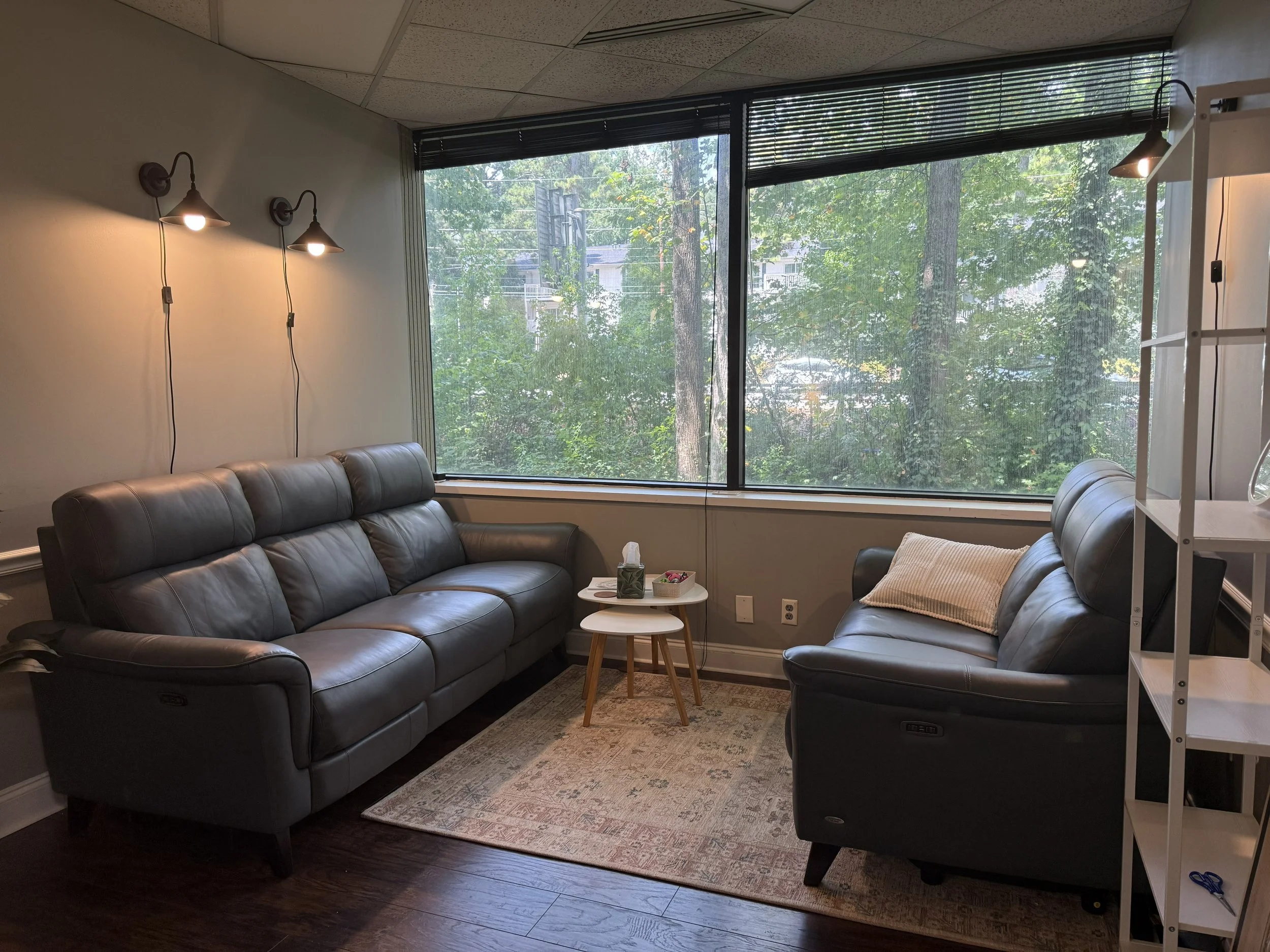 Room2.222.jpg