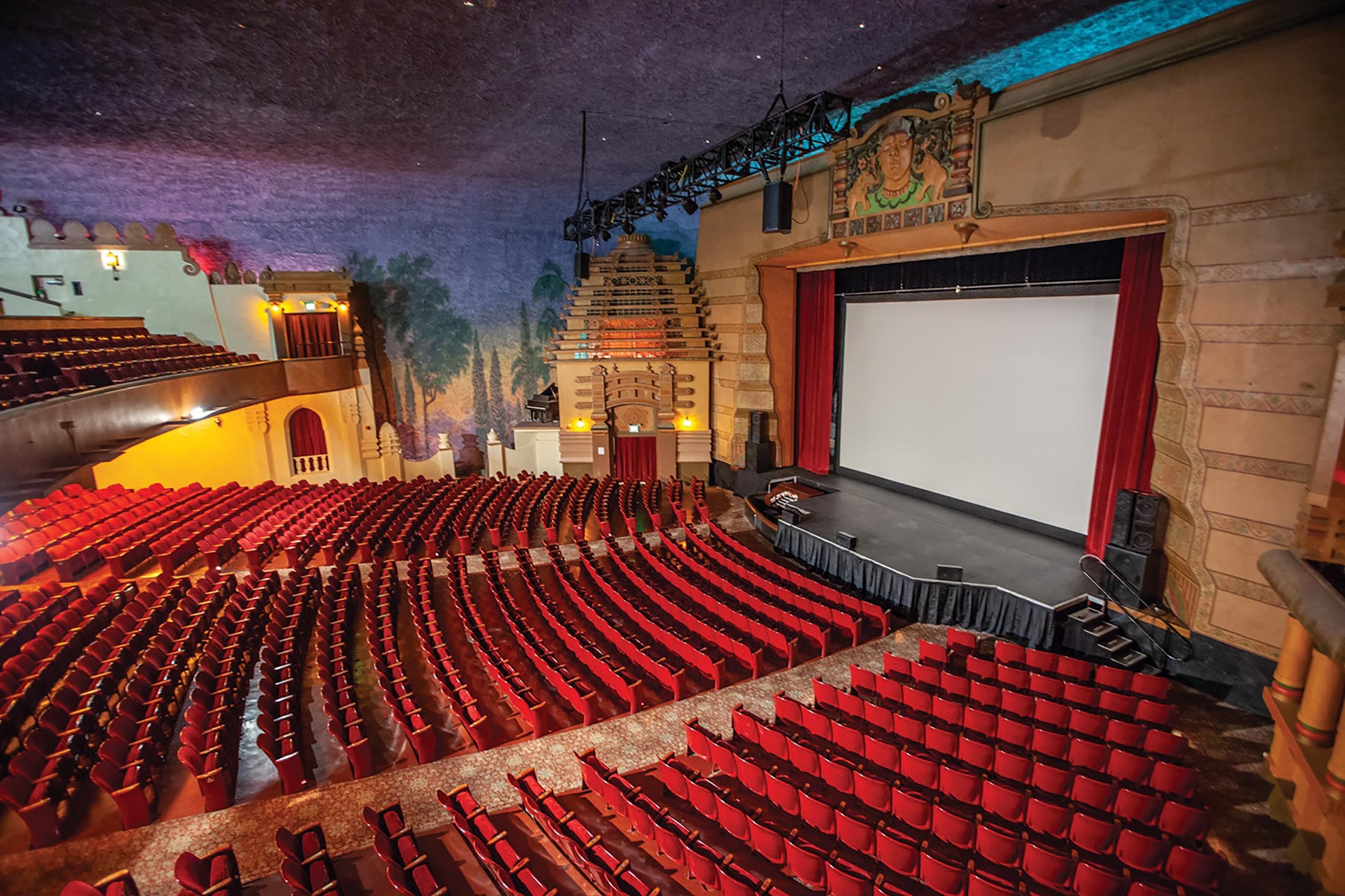 Journey USA returns to the majestic Visalia Fox Theatre on Saturday May 23rd!