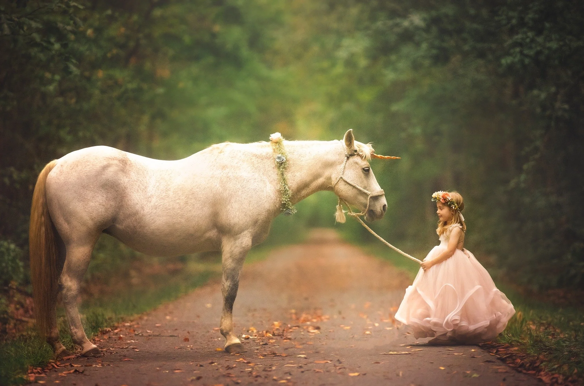 I always tell my little clients that Drifter is just a big, gentle puppy with a magical horn and it&rsquo;s true! 🦄💫 They can walk him like a dog, brush his mane, and whisper their biggest wishes right into his ear. He truly is the BEST unicorn eve