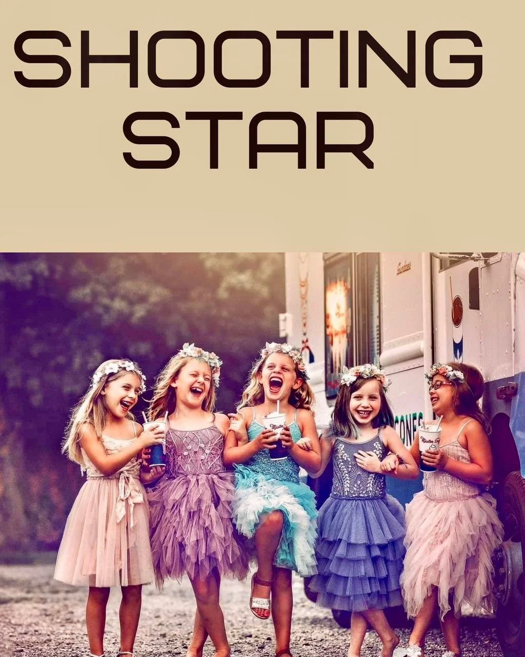 Bring your bestie and prepare for a season of sparkle. ✨🍦

Our luxury Ice Cream Sessions return this summer&hellip; where couture styling, whimsical laughter, and star-level portraits come together for an unforgettable best-friend experience with Mi