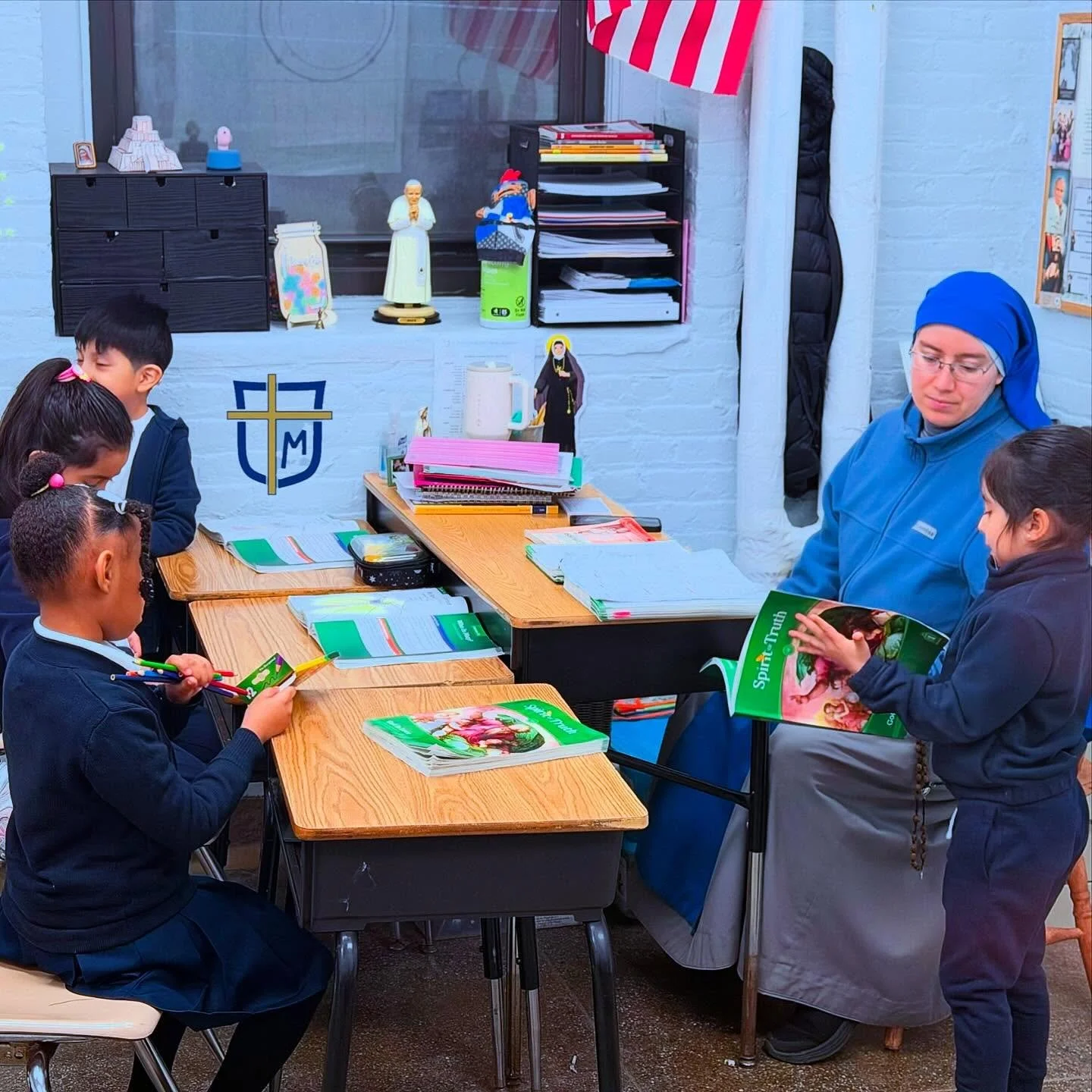 Religion class is taught here daily by our sisters. Here is first grade with Sr. Transfiguration. #nyccatholicschool #catholicclassicalcurriculum #catholicsisters