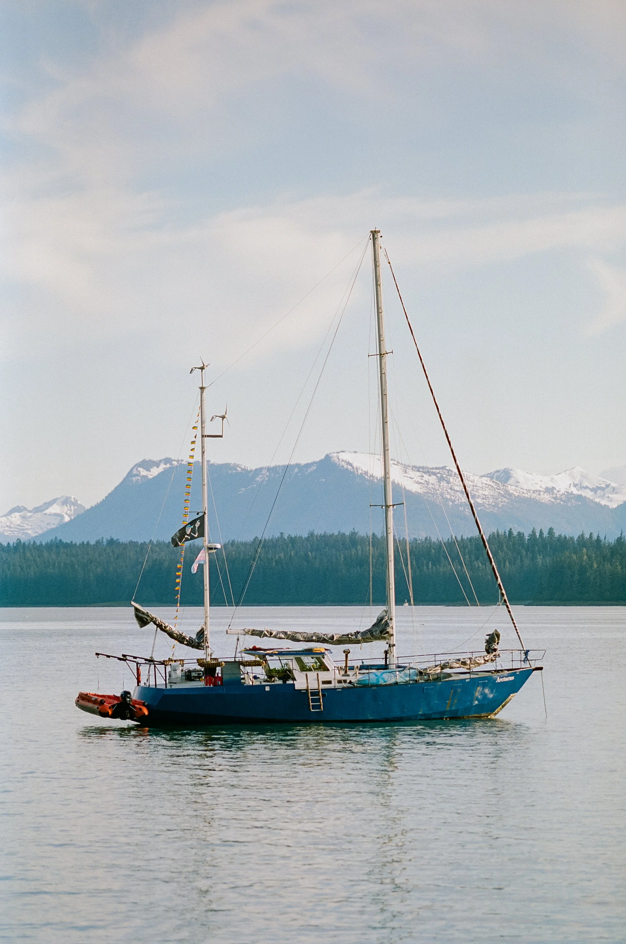 Landscape photograph of Alaska Adventure sailing sailboat S/V Arcturus