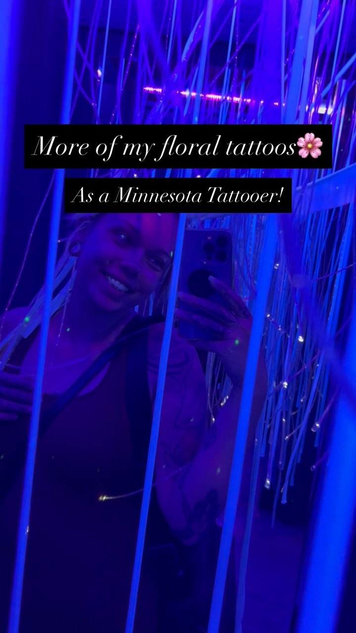 Two of my favorite styles I do for florals!🫶🏻
📍Northern Belle Tattoo-St.Paul
-
#floraltattoos #femaletattooartist #minnesota #ladytattooer