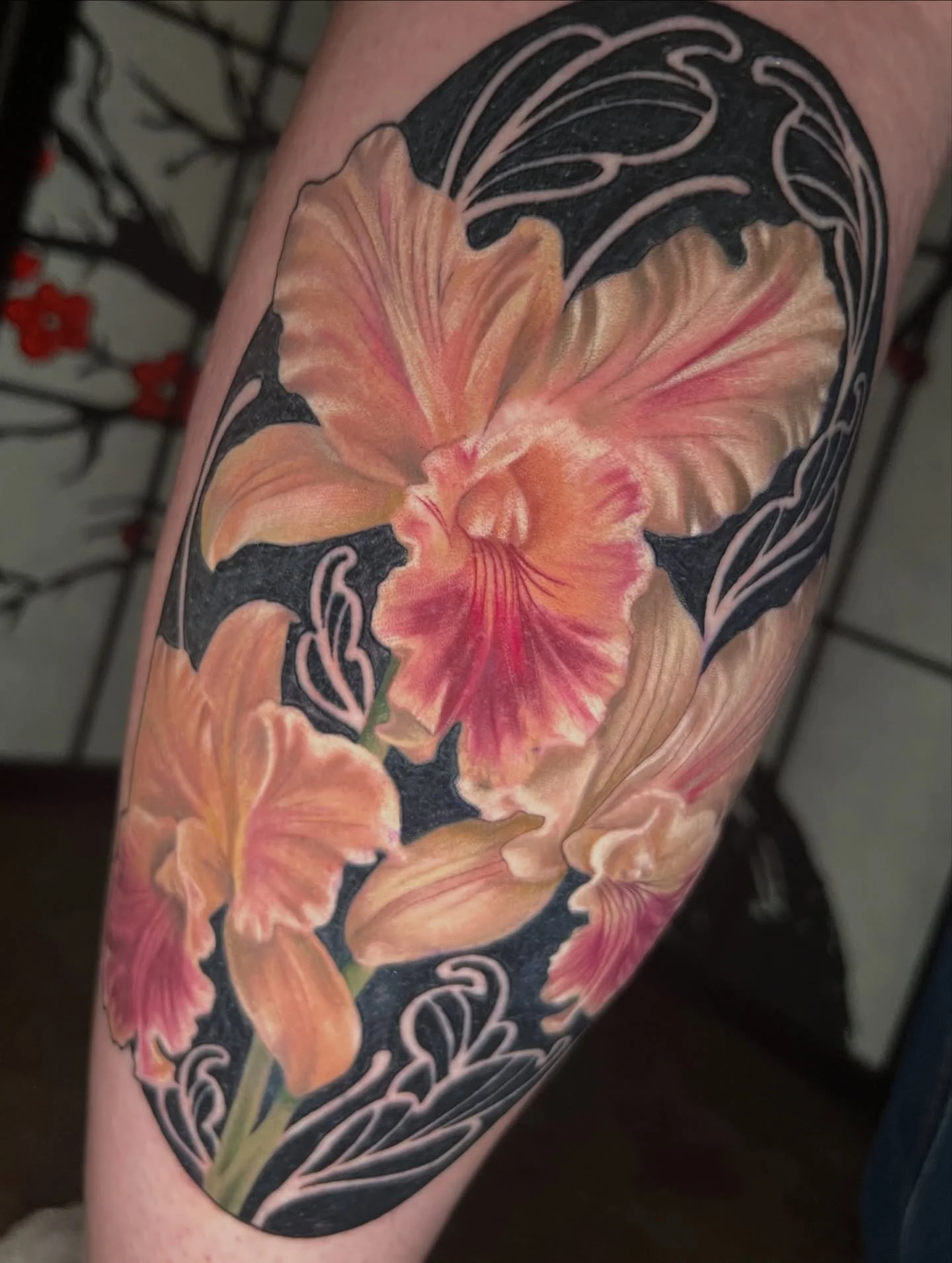 Blackwork x Realism Orchids🖤
Finished up for Bethany yesterday! 
We started this piece at the mpls con last month and got to wrap it all up yesterday! 
I&rsquo;m super happy with how everything came out and I&rsquo;m excited to explore this style mo