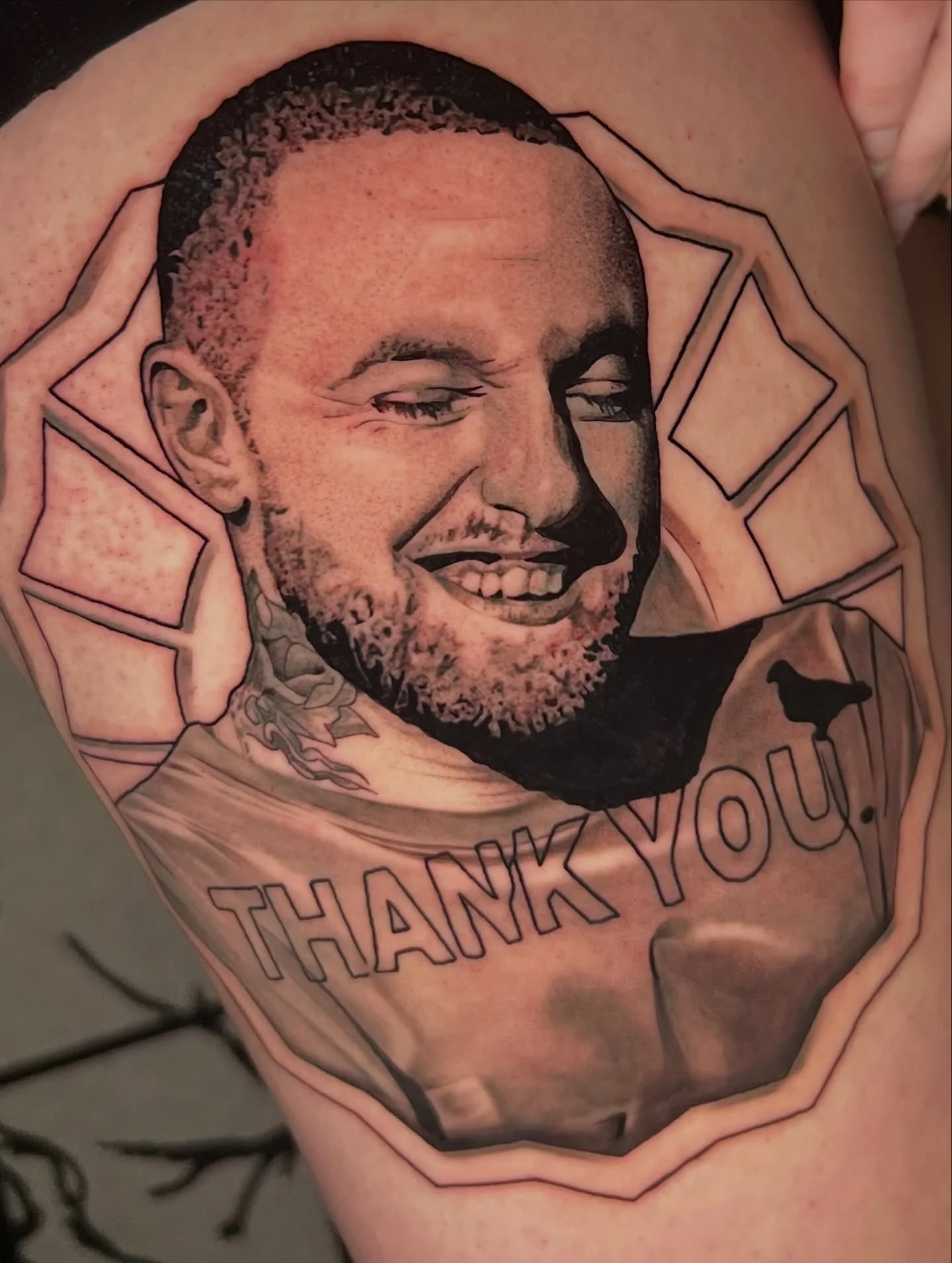 Today was an incredibly special day for many reasons.🖤
Today I got to tattoo my cousin for her 18th birthday! She wanted a portrait of Mac Miller &amp; I wasn&rsquo;t going to hold back for her!
Today is also the day I celebrate my 4 year tattoo ann