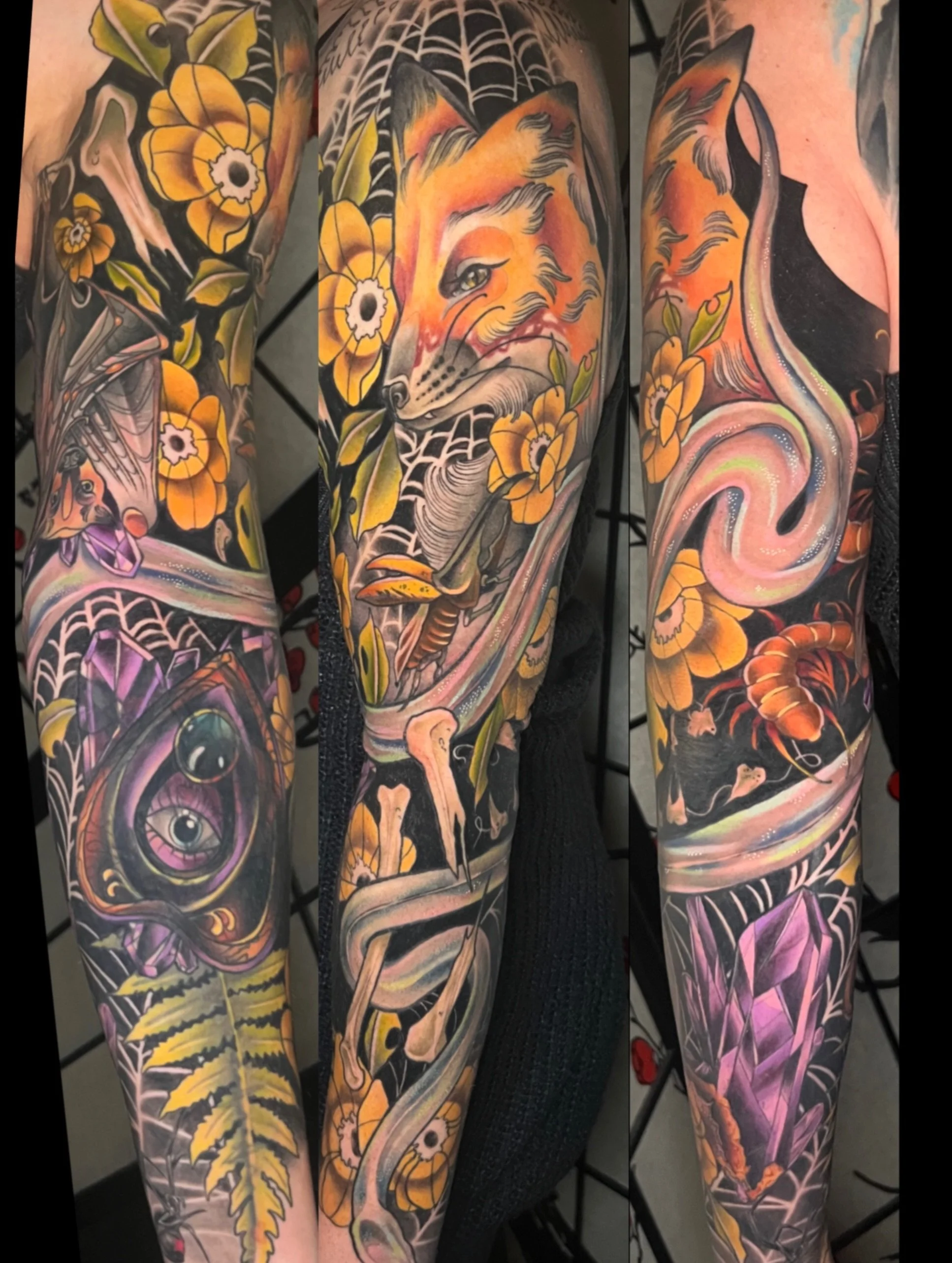 Capping off this sleeve for Jennifer! We&rsquo;ve spent a little over a year on this project and I&rsquo;m so grateful to have had her in my chair each and every appointment🫶🏻
Planchet is a coverup, most of everything is healed!
-
#neotradsleeve #f