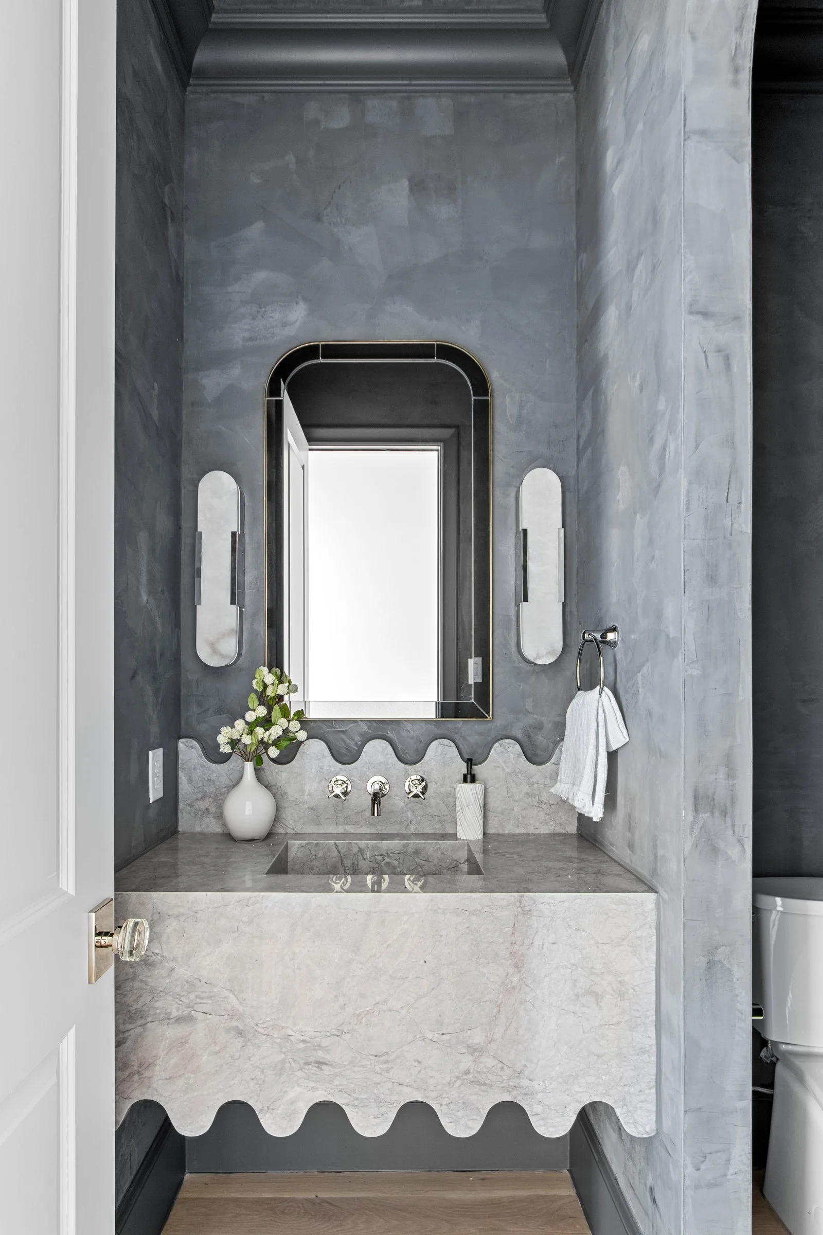 5827-DelRoy-COMPLETION-design-jessica-koltun-selling-dallas-broker-designer-netflix59.jpg