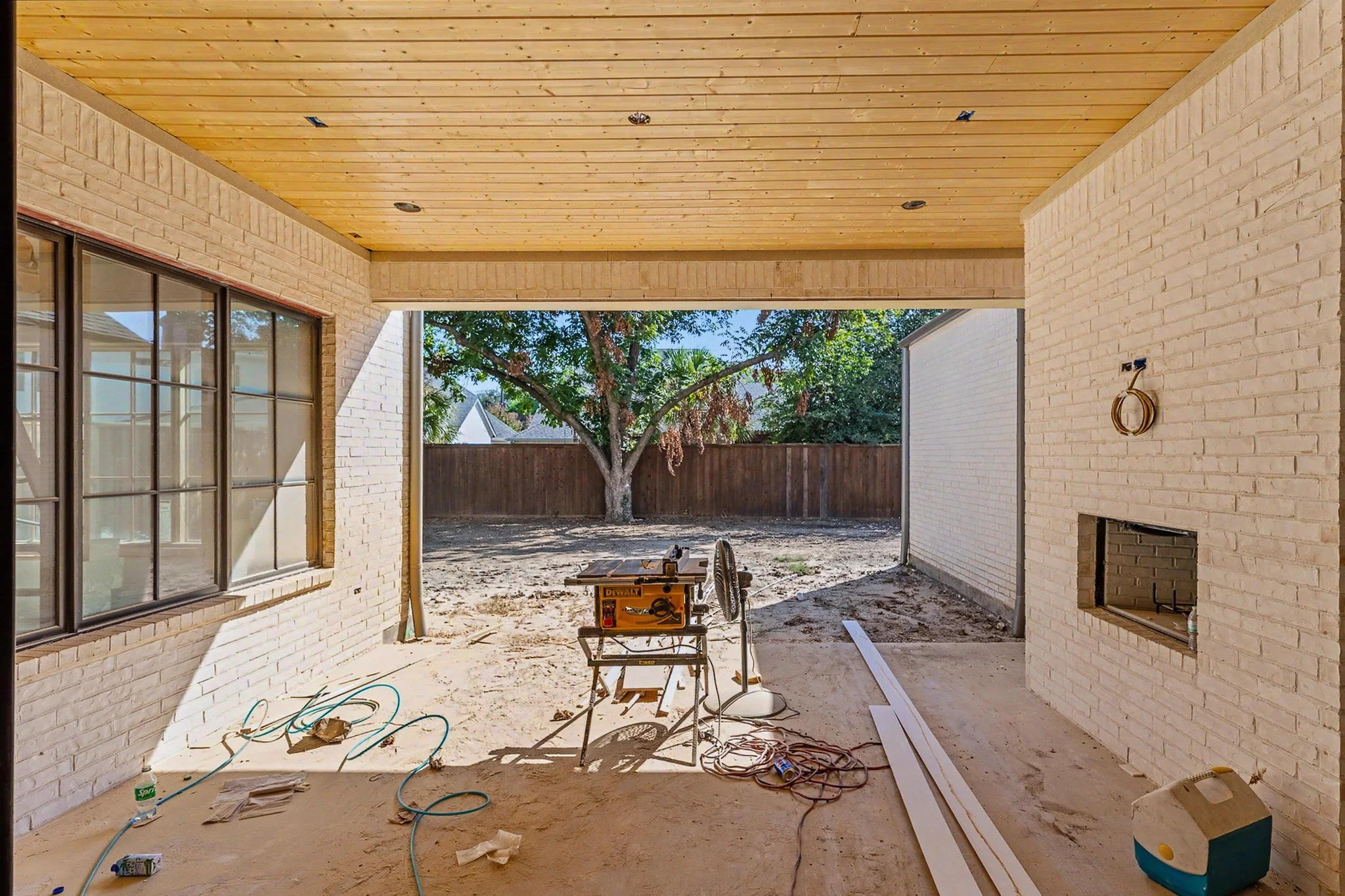 4156-Lomita-web-jessica-koltun-broker-realtor-interior-designer-selling-dallas-netflix-hgtv2026-10-12 at 10.10.14 AM 50.jpg