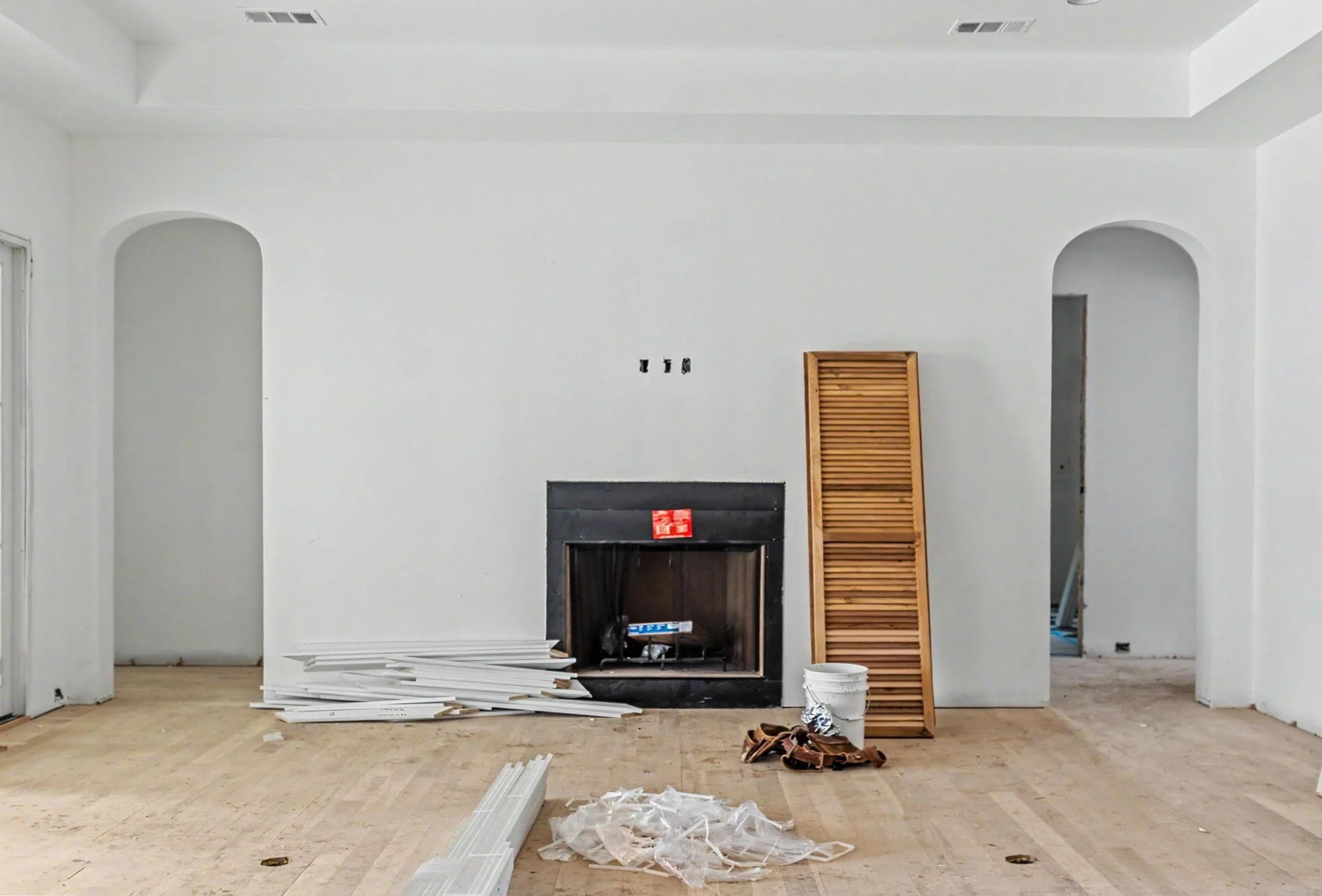 4156-Lomita-web-jessica-koltun-broker-realtor-interior-designer-selling-dallas-netflix-hgtv2026-10-12 at 10.09.47 AM 16.jpg