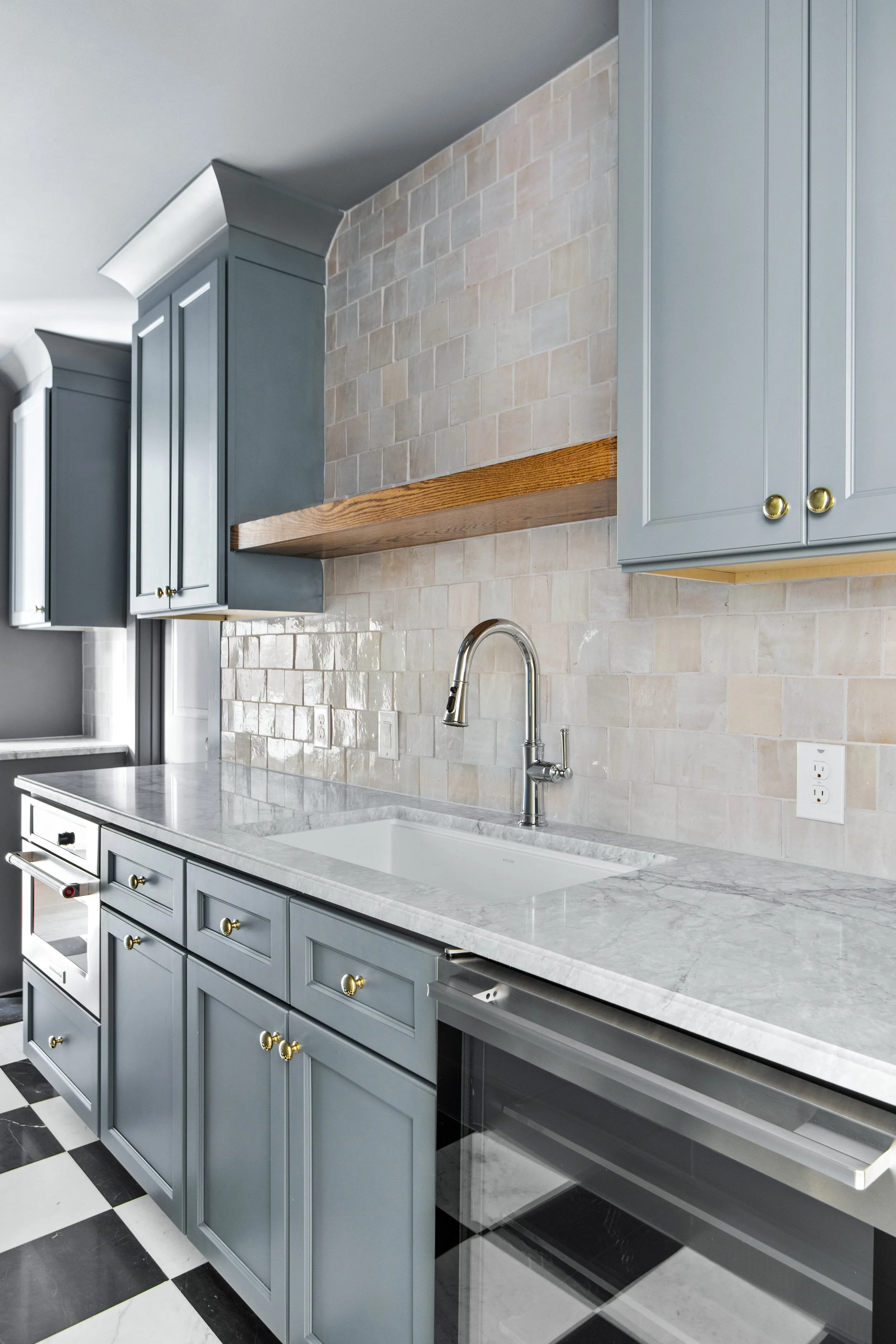 4366-willow-print-jessica-koltun-broker-realtor-interior-designer-selling-dallas-netflix-hgtv27.jpg