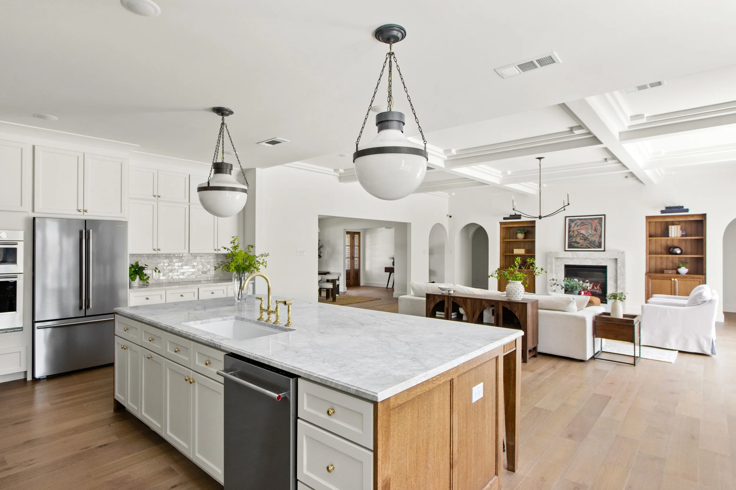 4366-willow-print-jessica-koltun-broker-realtor-interior-designer-selling-dallas-netflix-hgtv22.jpg