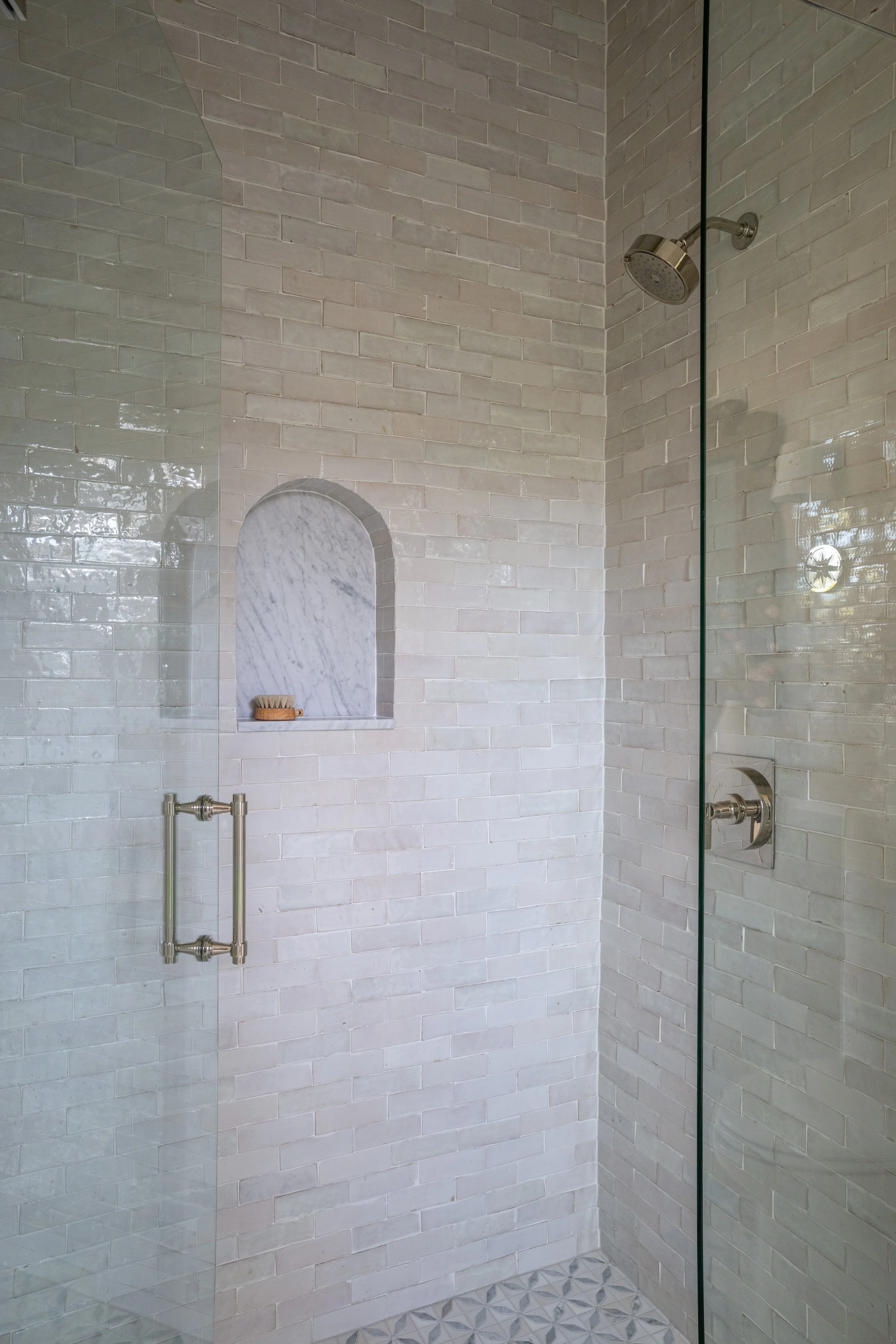 5827-del-roy-costa-christ-jessica-koltun-netflix-hgtv-interior-design-real-estate-developer50.jpg